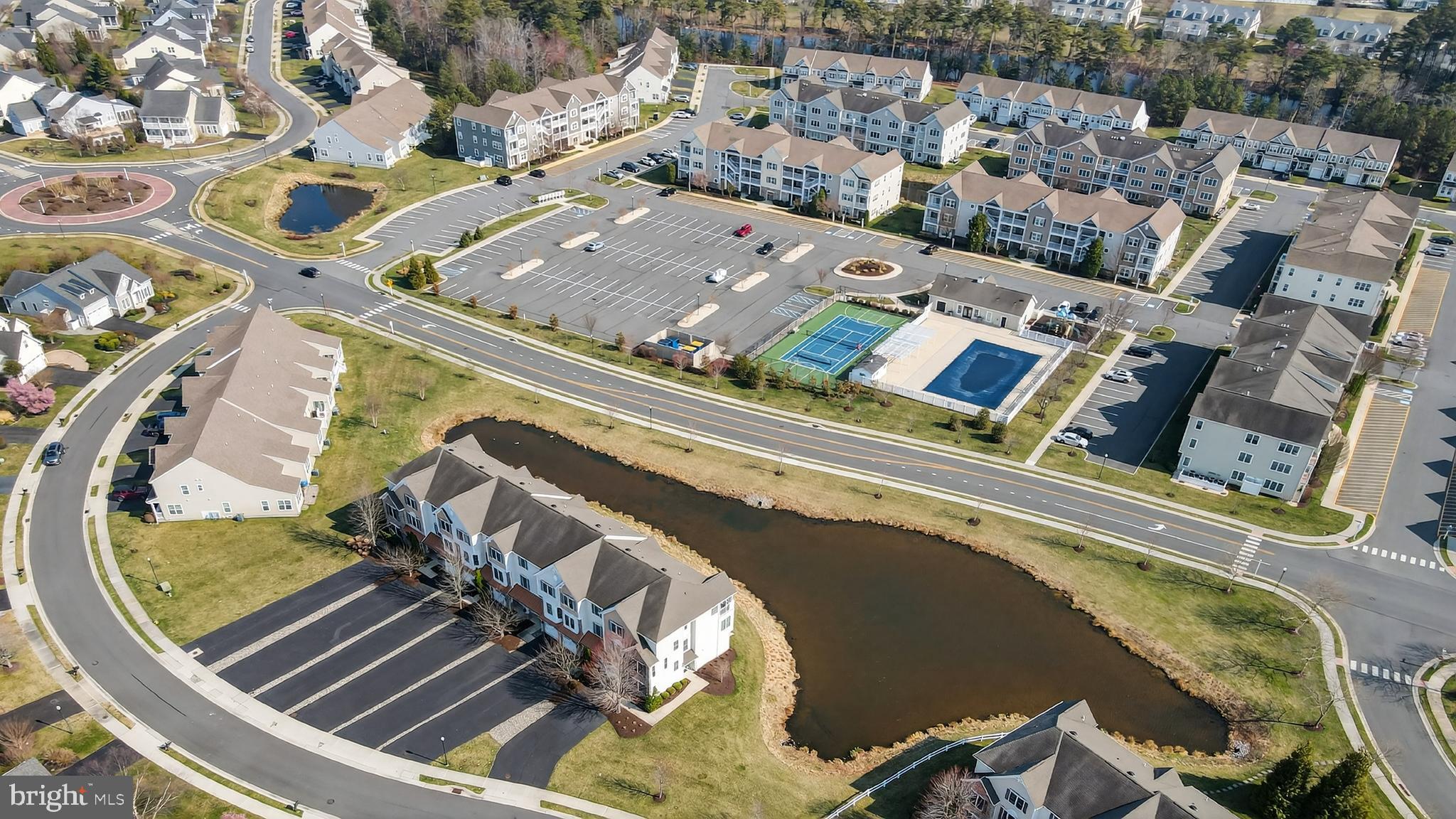 GRANDE AT CANAL POINTE - Residential