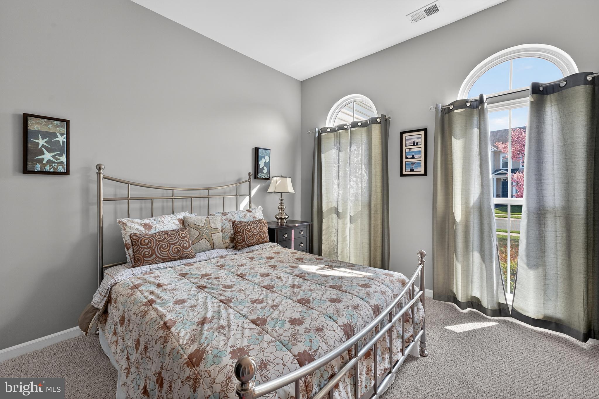 GRANDE AT CANAL POINTE - Residential