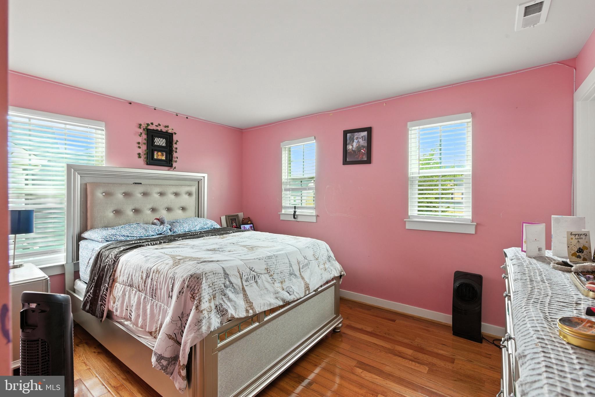 BENTLEY PARK - Residential