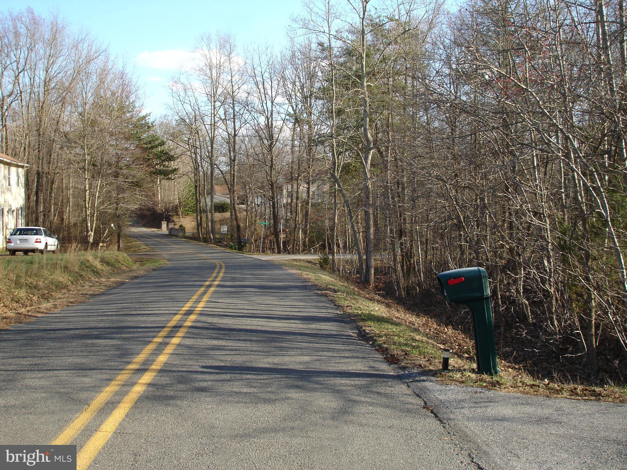 FAIRFAX HILLS - Residential