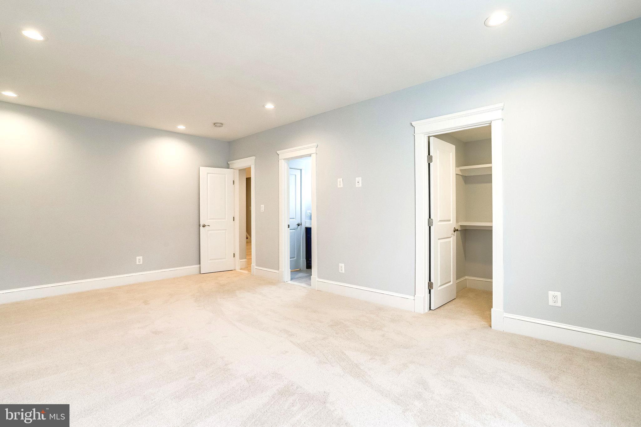 ORCHARD CREST - Residential