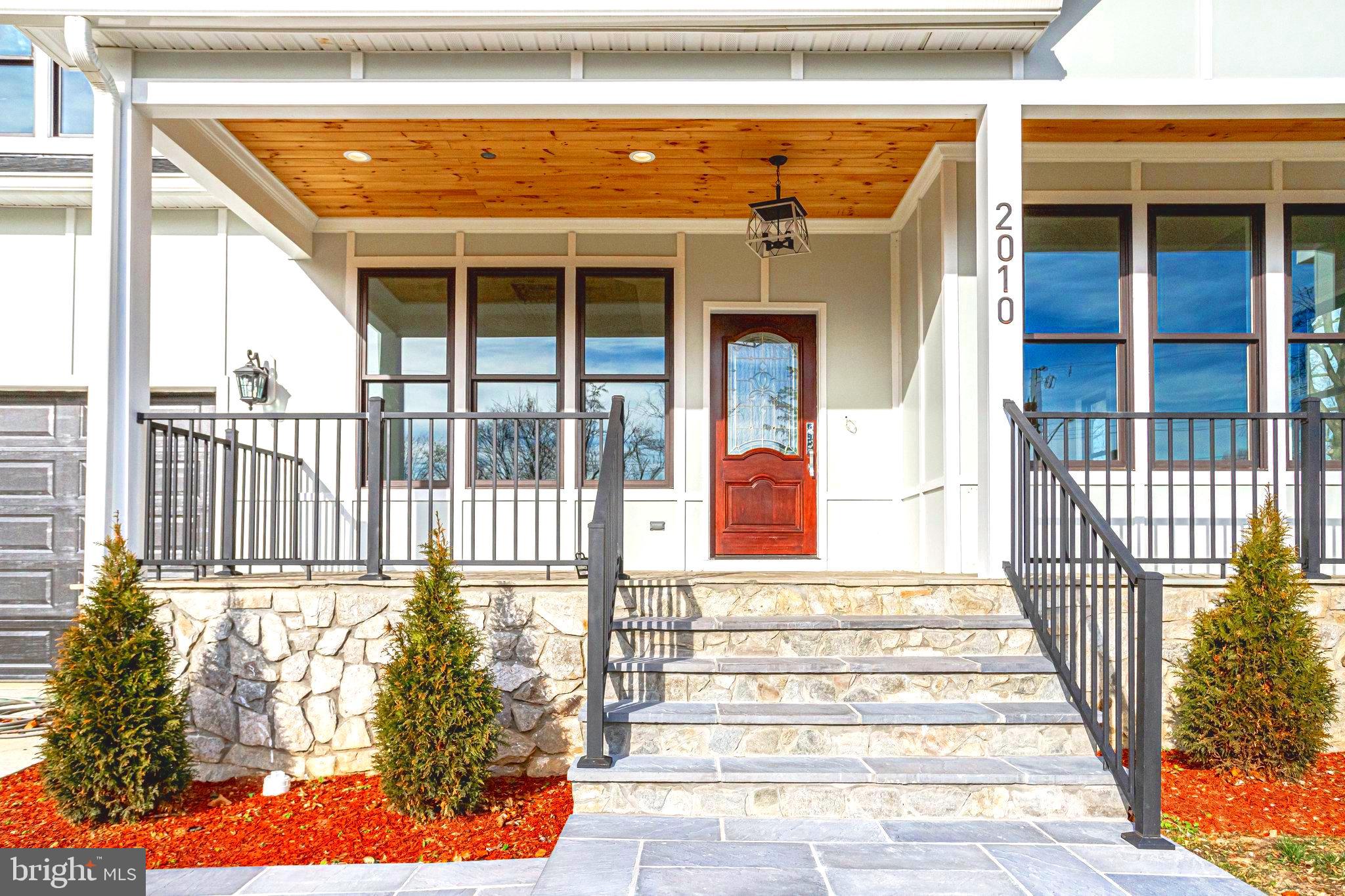 ORCHARD CREST - Residential