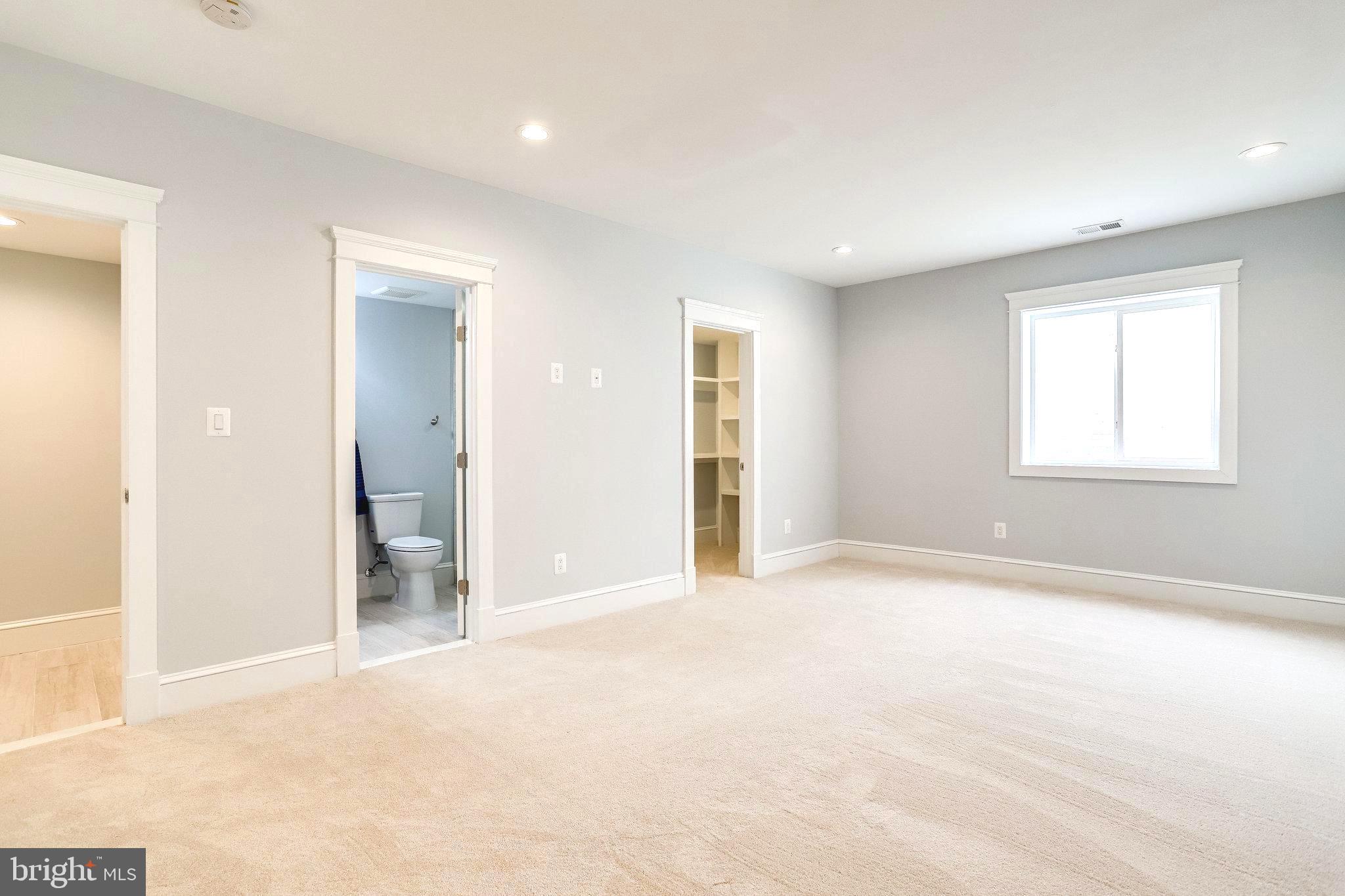 ORCHARD CREST - Residential