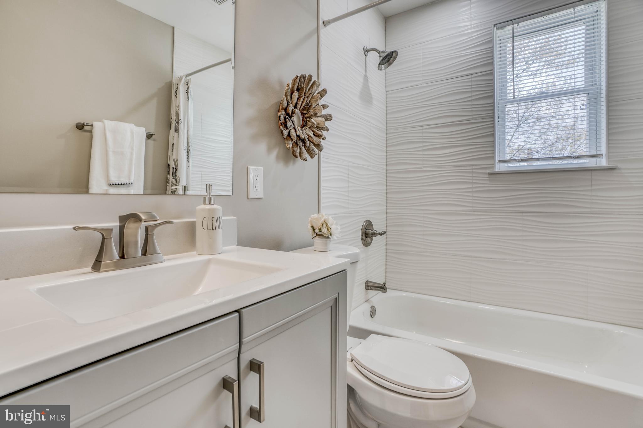 HAMILTON HEIGHTS - Residential