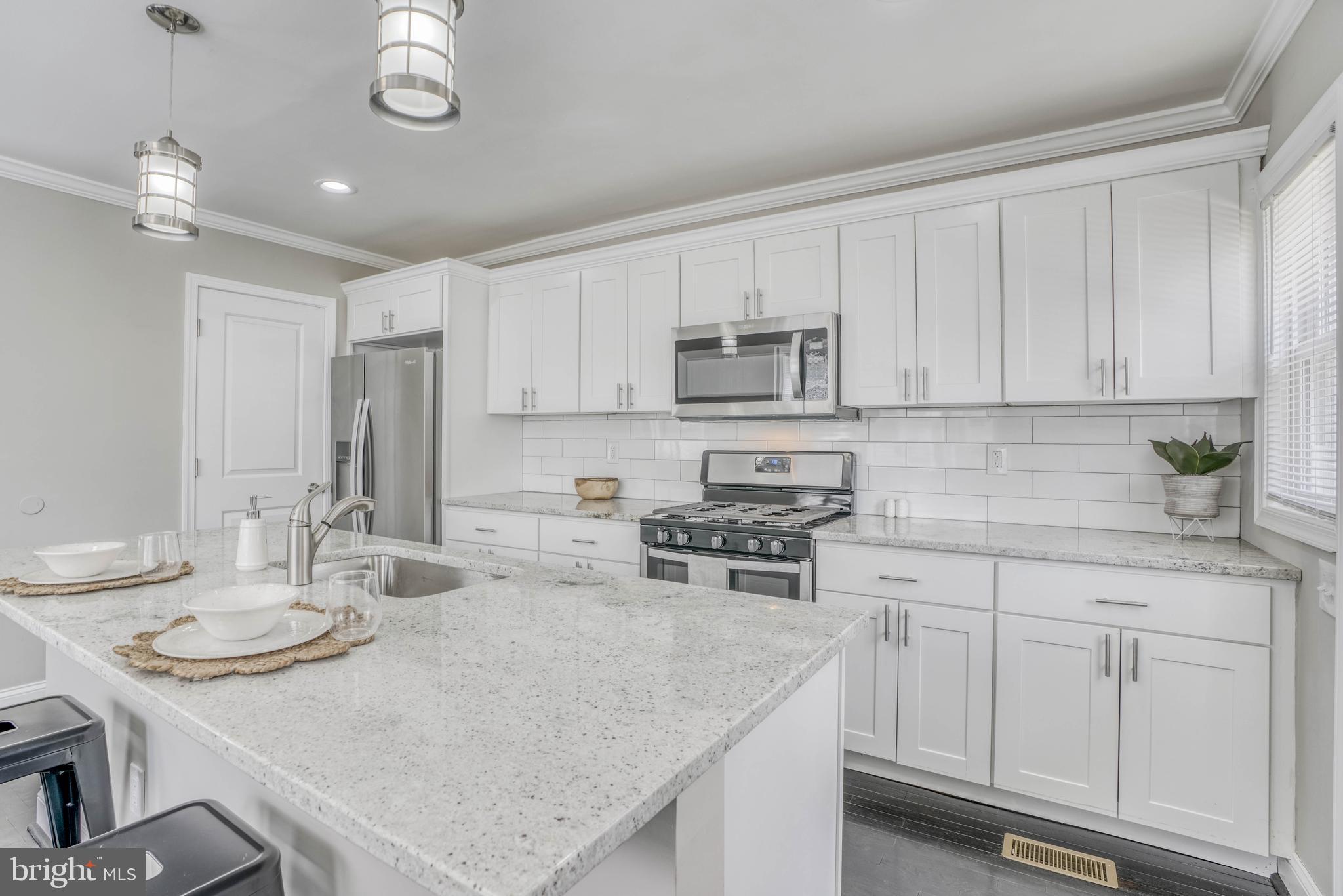 HAMILTON HEIGHTS - Residential