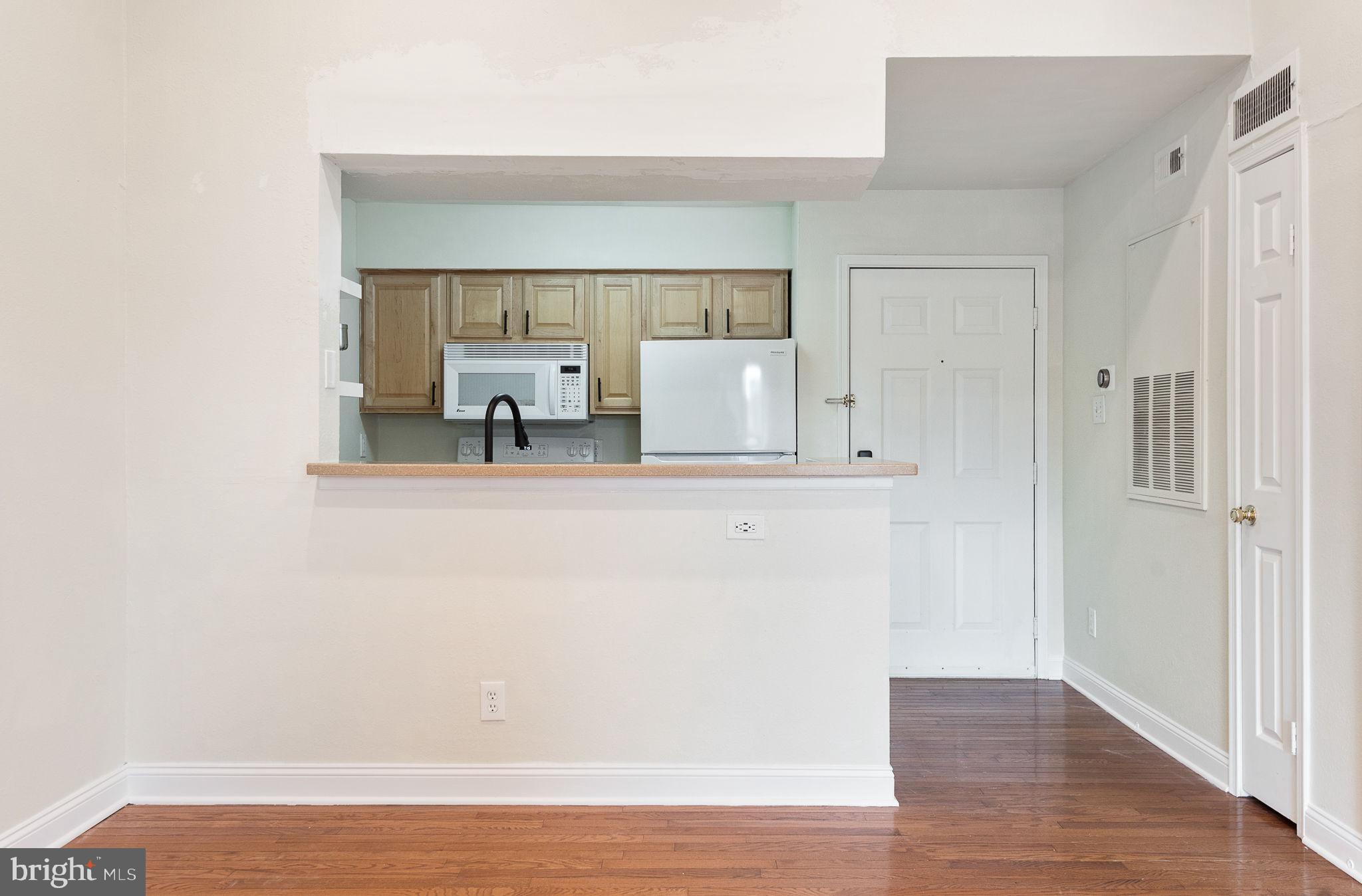 POINTE AT PARK CENTER - Residential