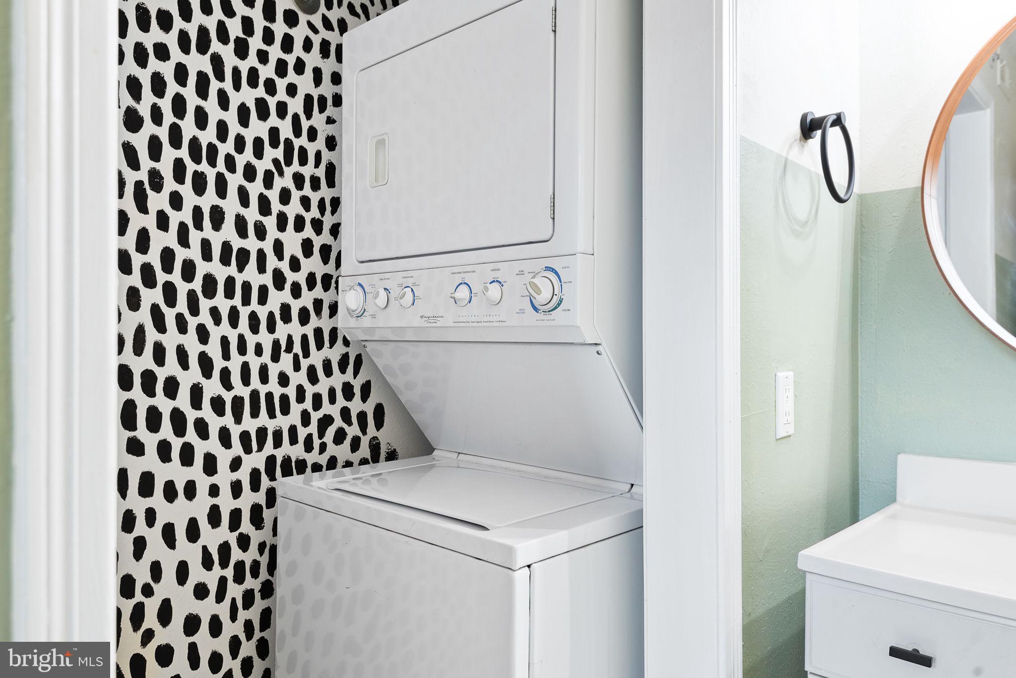 POINTE AT PARK CENTER - Residential