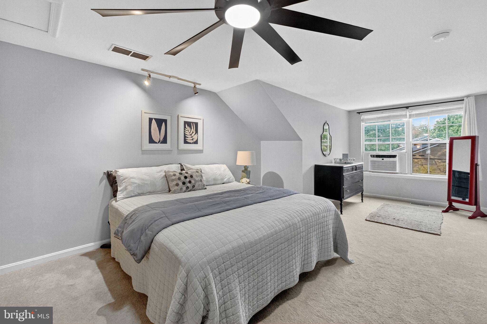 CAPETOWNE - Residential