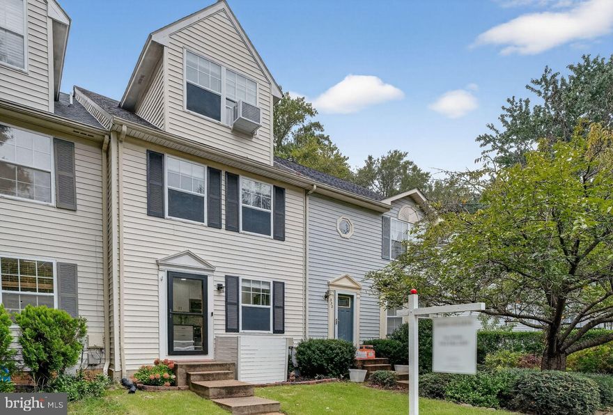 This beautifully updated home blends modern finishes with cozy, functional spaces—perfect for everyday living and entertaining.
Step into the bright, open kitchen featuring white cabinets, sleek black countertops, stainless steel appliances, and a stylish herringbone backsplash. The open layout flows seamlessly into the dining and living areas, with sliding glass doors that lead out to your private deck—ideal for relaxing or entertaining under the shade sail.
Upstairs, you’ll find two spacious bedrooms, jack and jill bathroom and a conveniently located washer and dryer. The primary suite is on its own level, complete with a private bath, creating a quiet retreat.
The lower level offers a second living area with plenty of room for movie nights or game days, plus a versatile nook perfect for a home office or workout space. Walk-out doors open to the fenced backyard, making indoor-outdoor living a breeze.
Enjoy suburban living while being just steps away from restaurants, coffee shops, frozen yogurt, grocery stores, and more—with quick access to all major highways.
You don’t want to miss this amazing home. Welcome home!