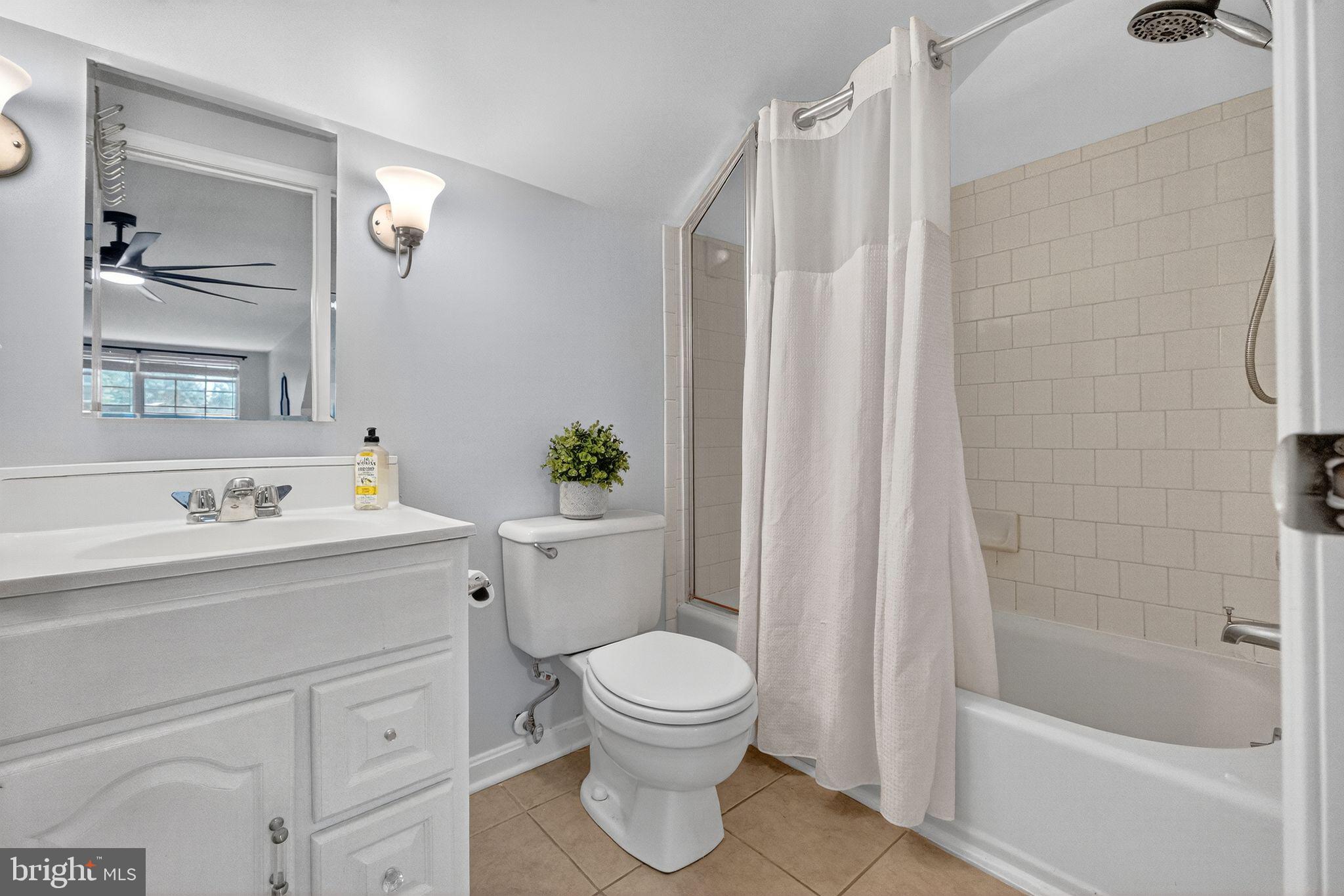 CAPETOWNE - Residential