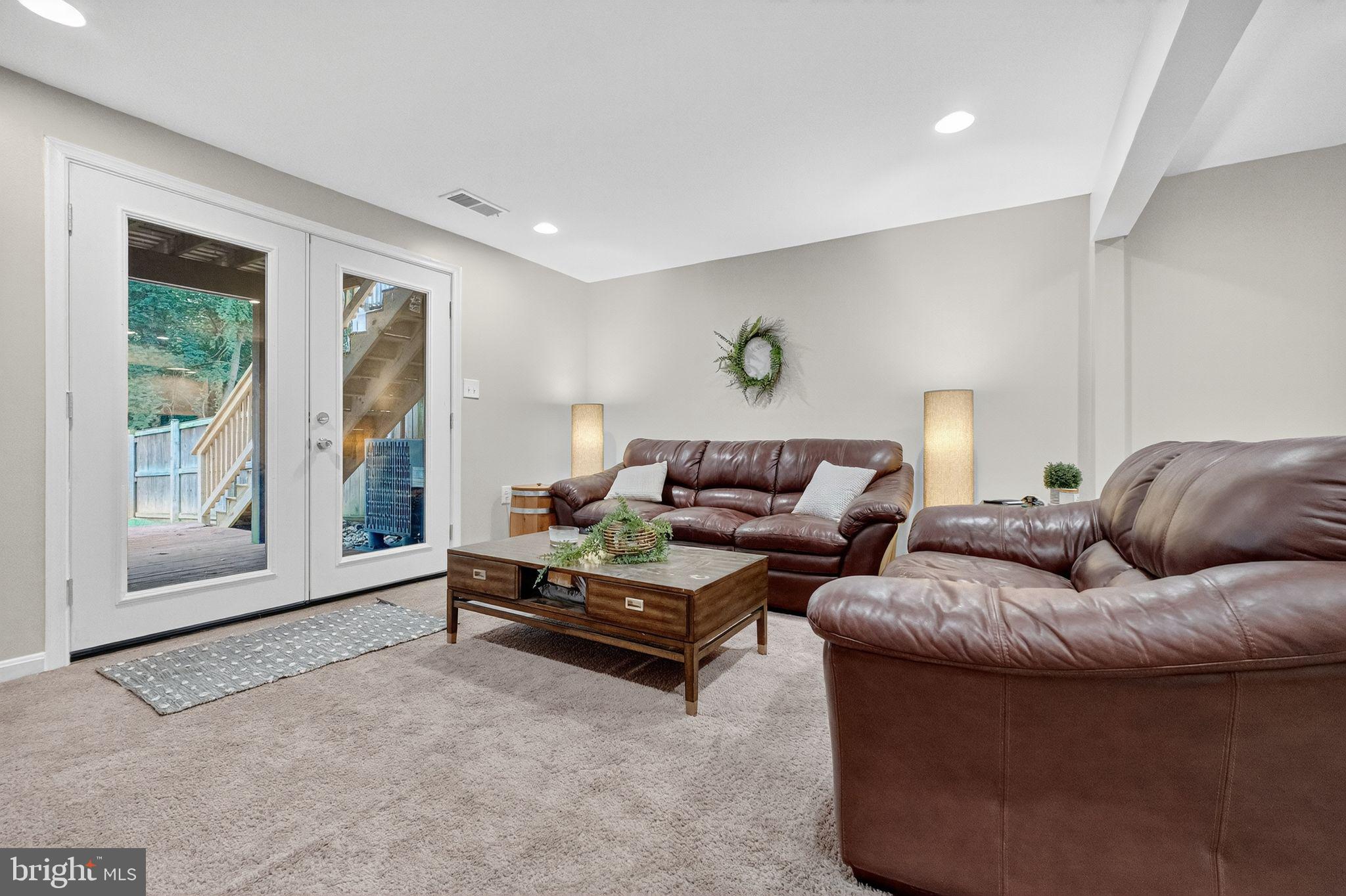 CAPETOWNE - Residential