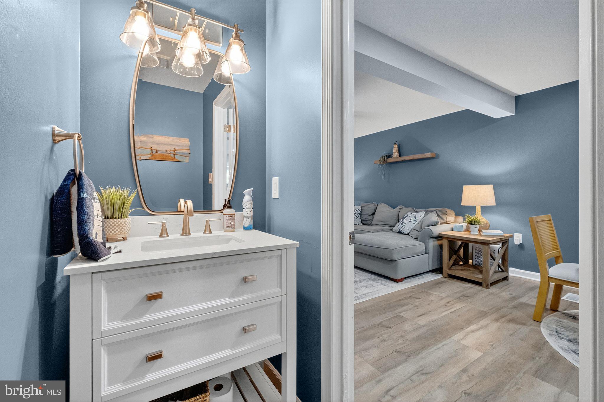 CAPETOWNE - Residential