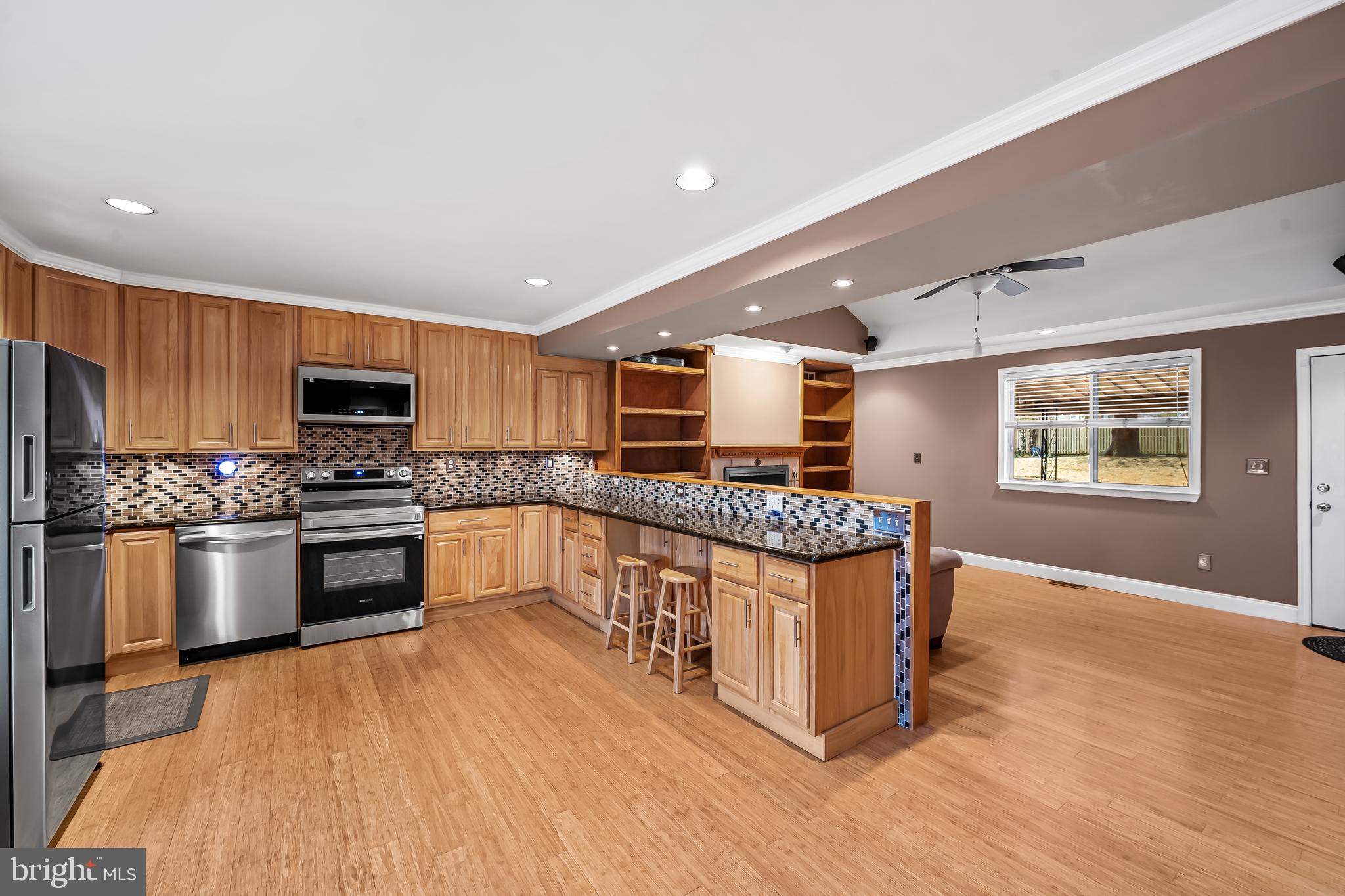 KNOLLWOOD - Residential