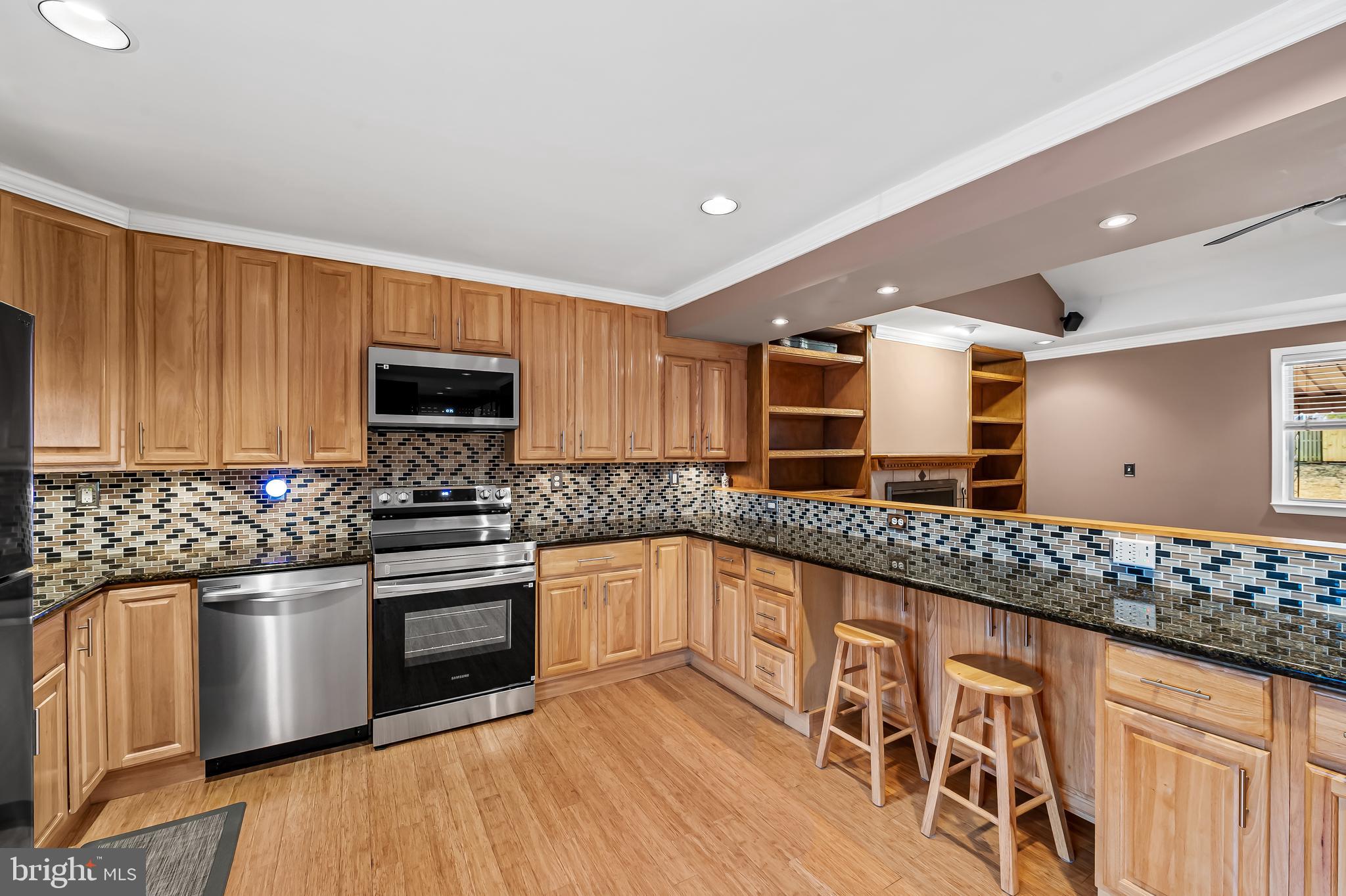 KNOLLWOOD - Residential