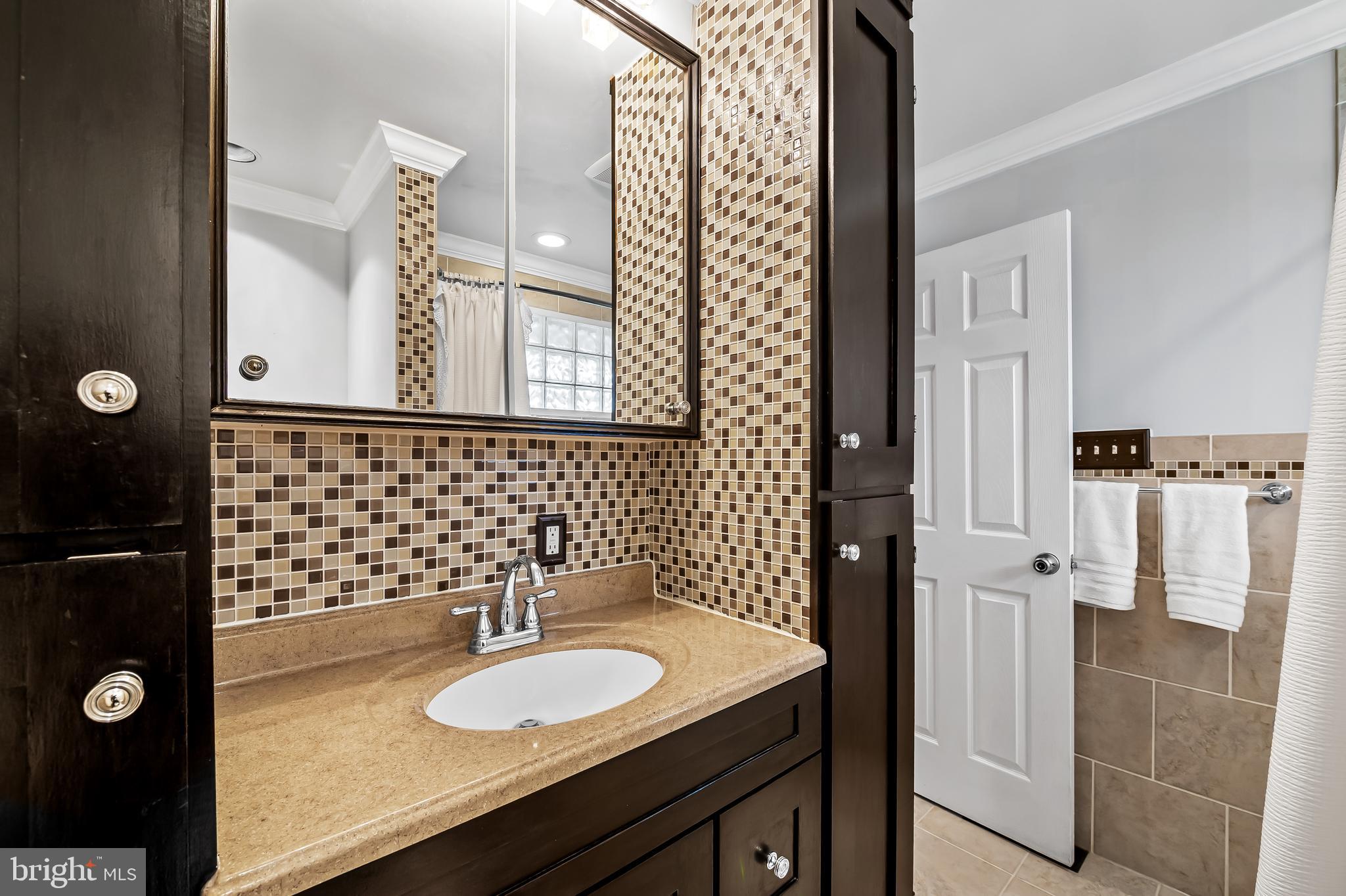 KNOLLWOOD - Residential