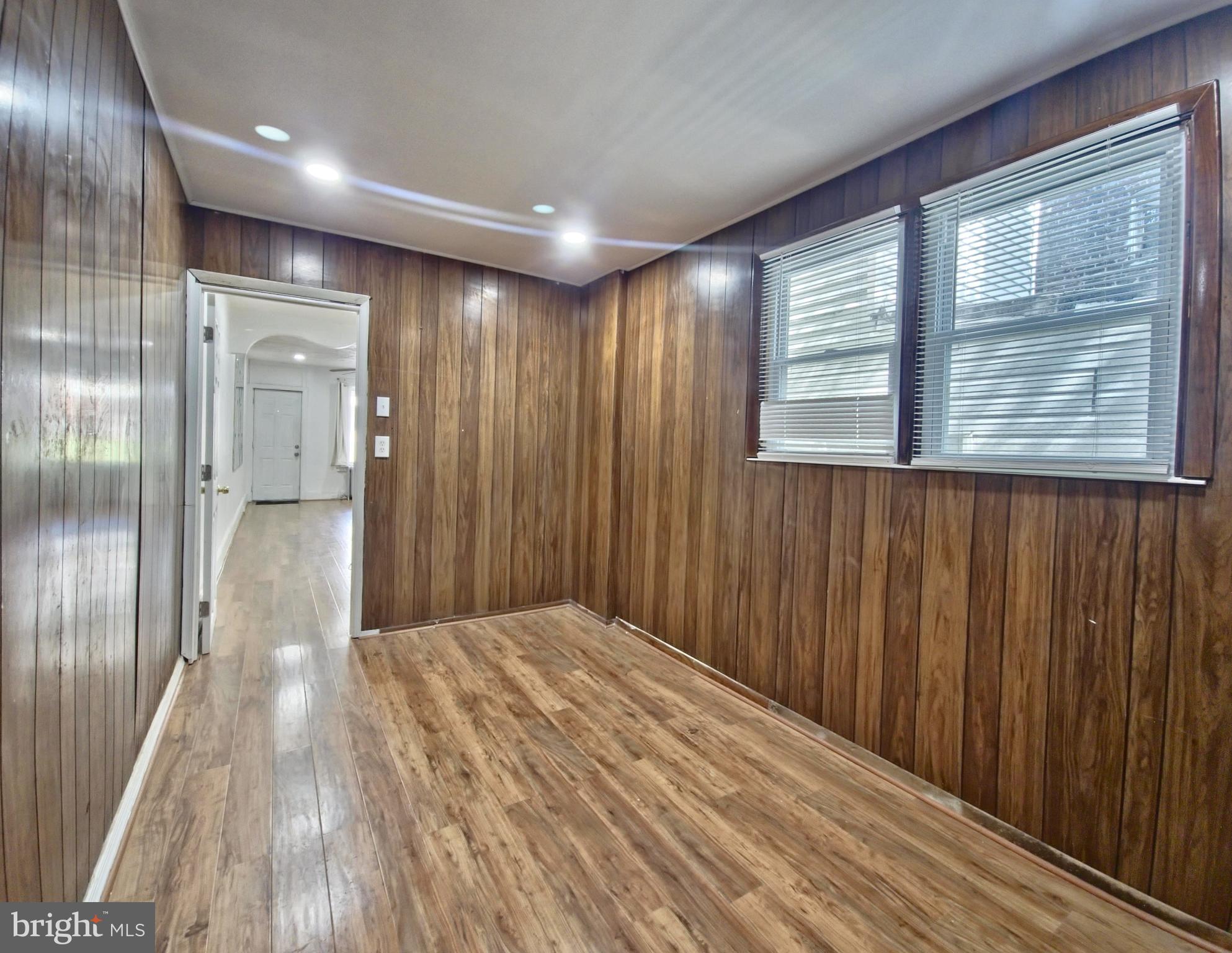 CHESTER CITY - Residential