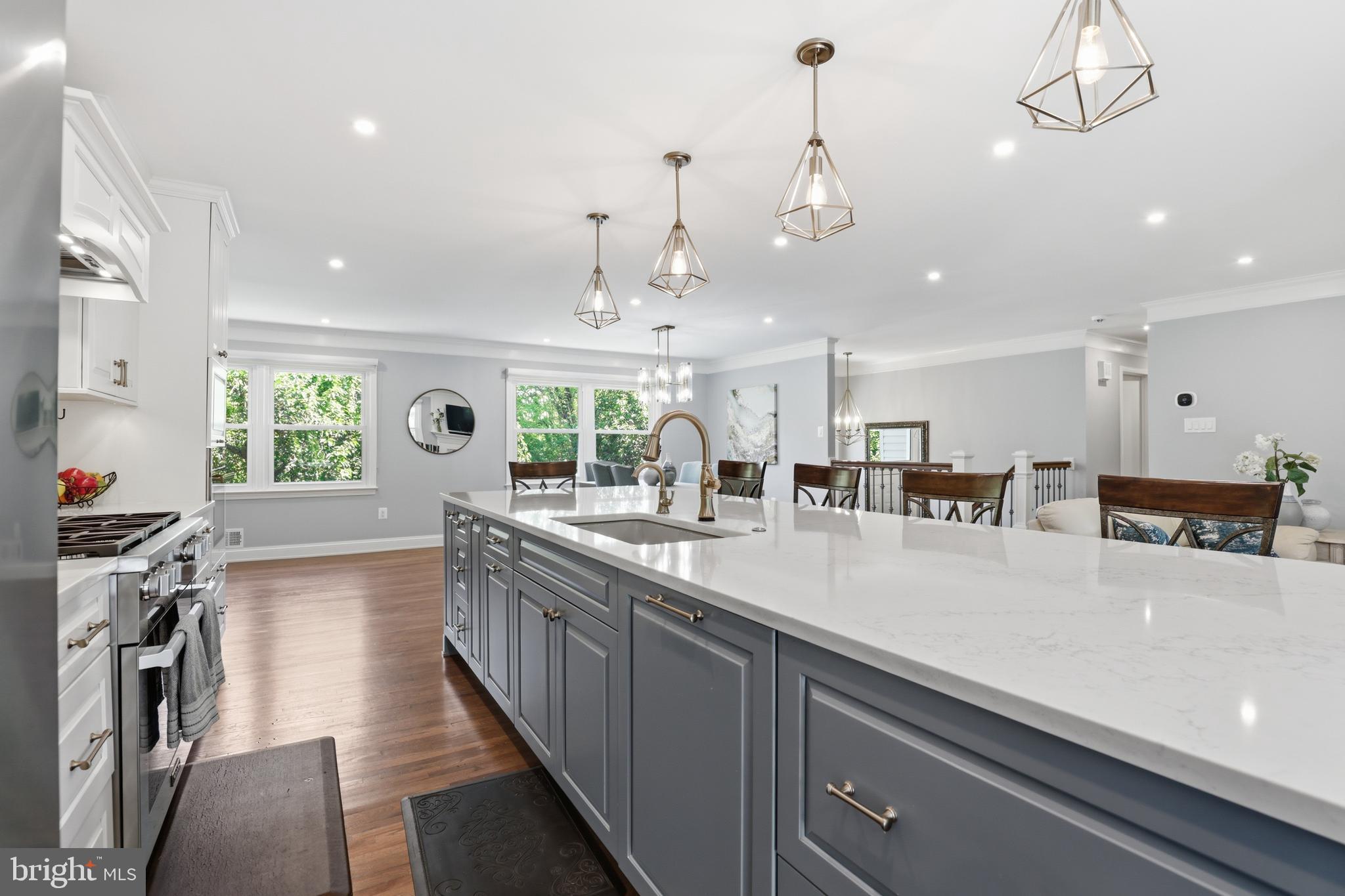 10106 NADINE DRIVE