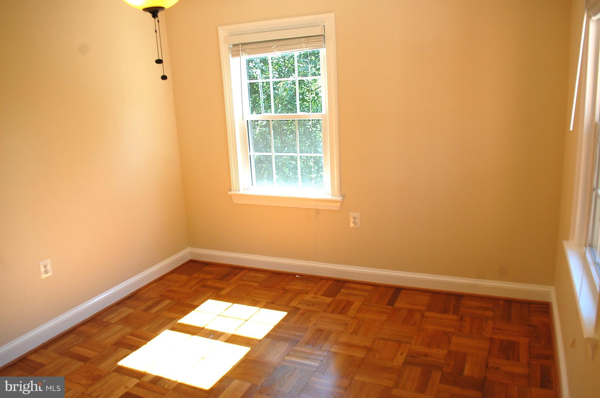 BELLE VIEW - Residential Lease