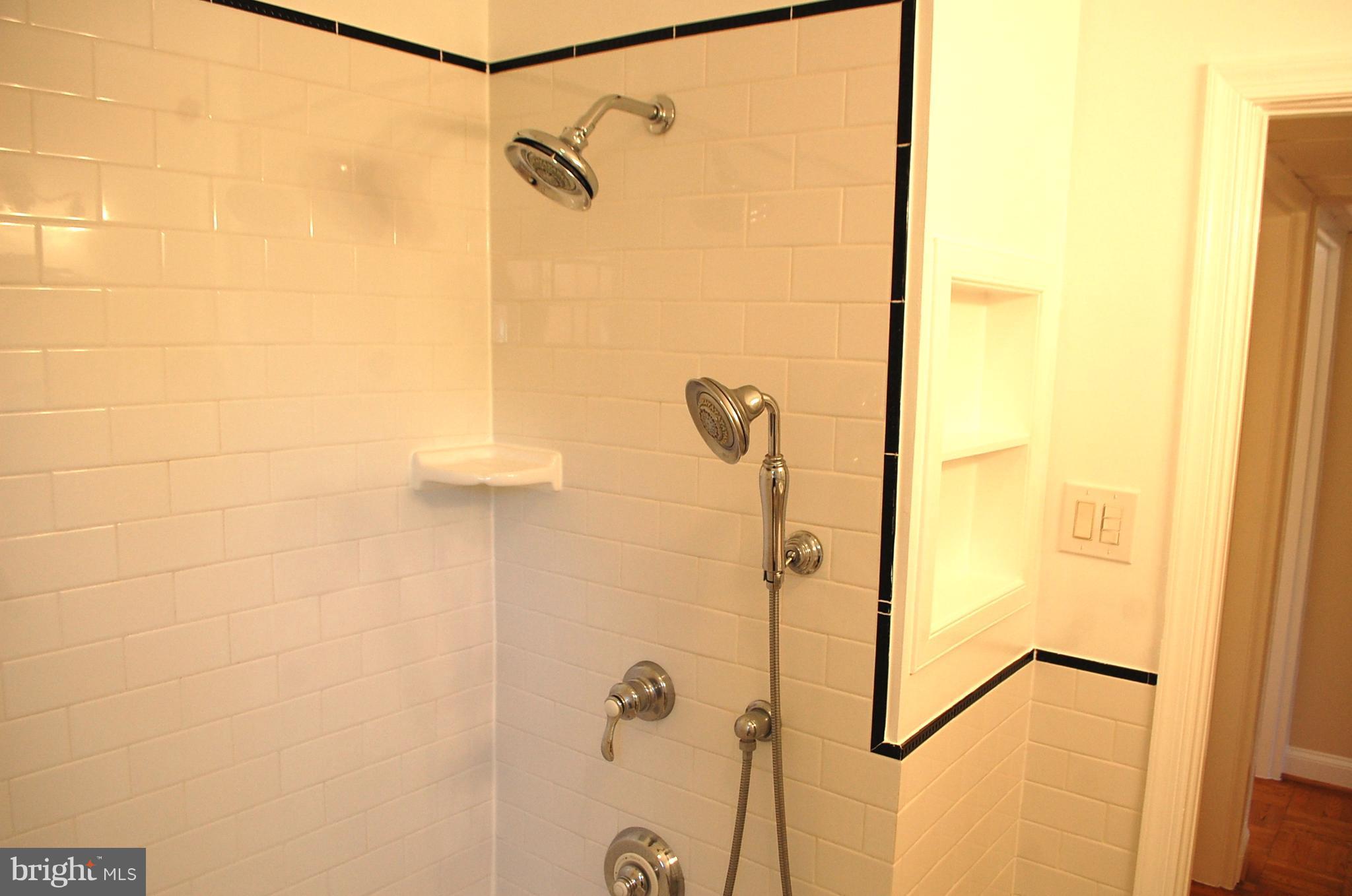 BELLE VIEW - Residential Lease