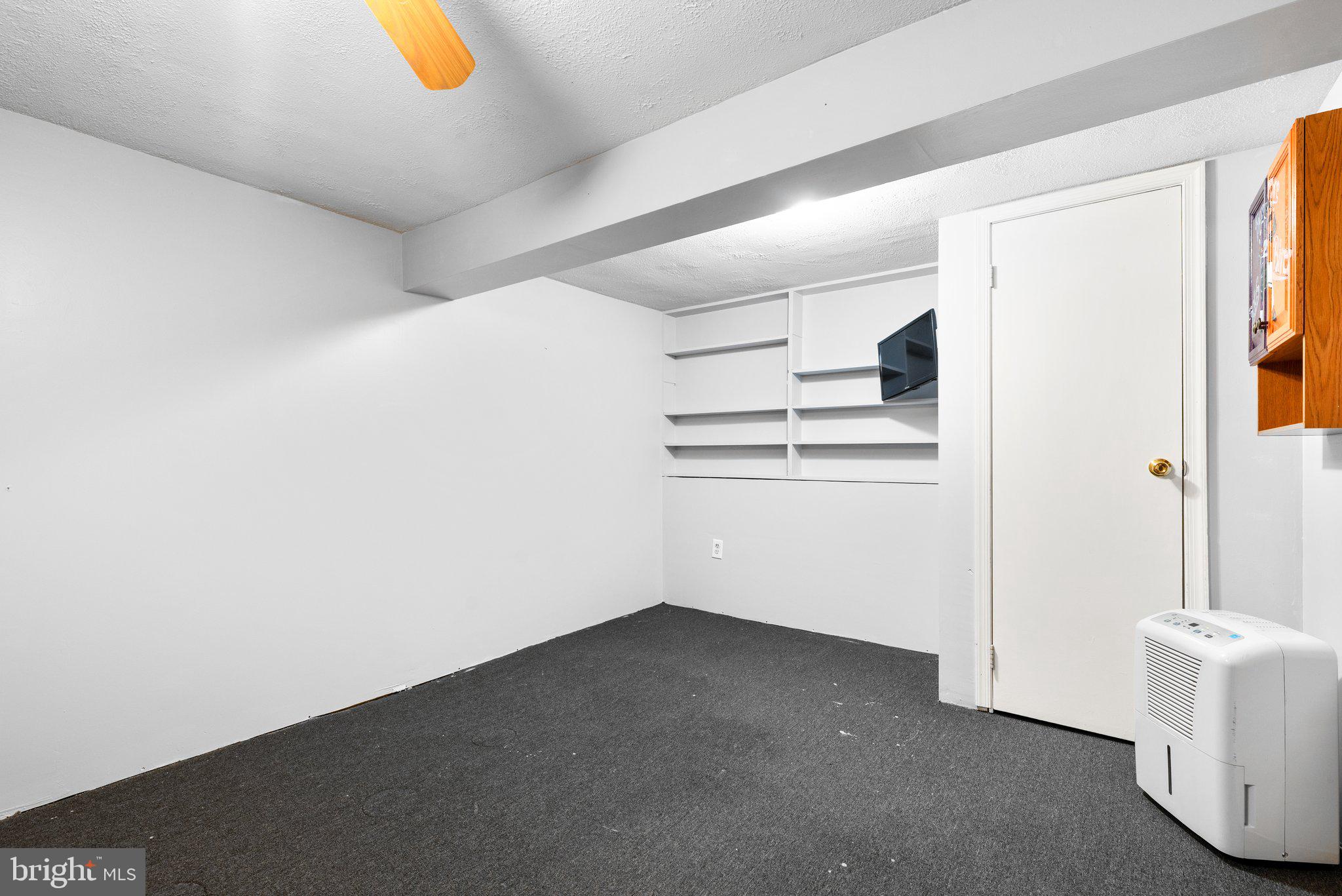 BALTIMORE HIGHLANDS - Residential