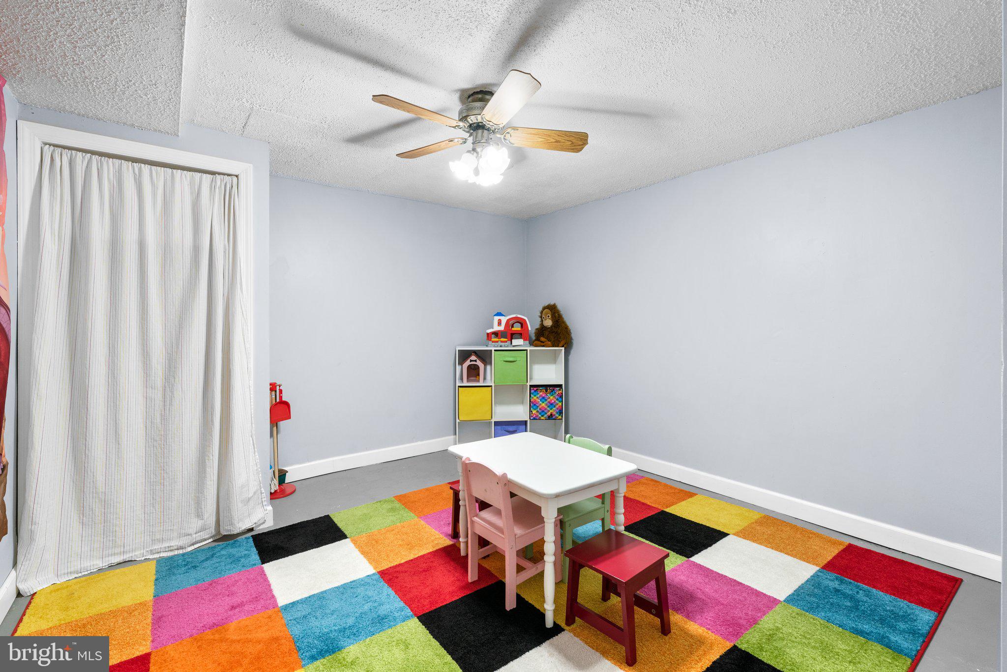 BALTIMORE HIGHLANDS - Residential