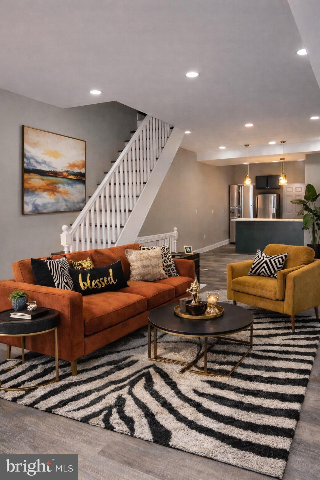 ROSEMONT - Residential