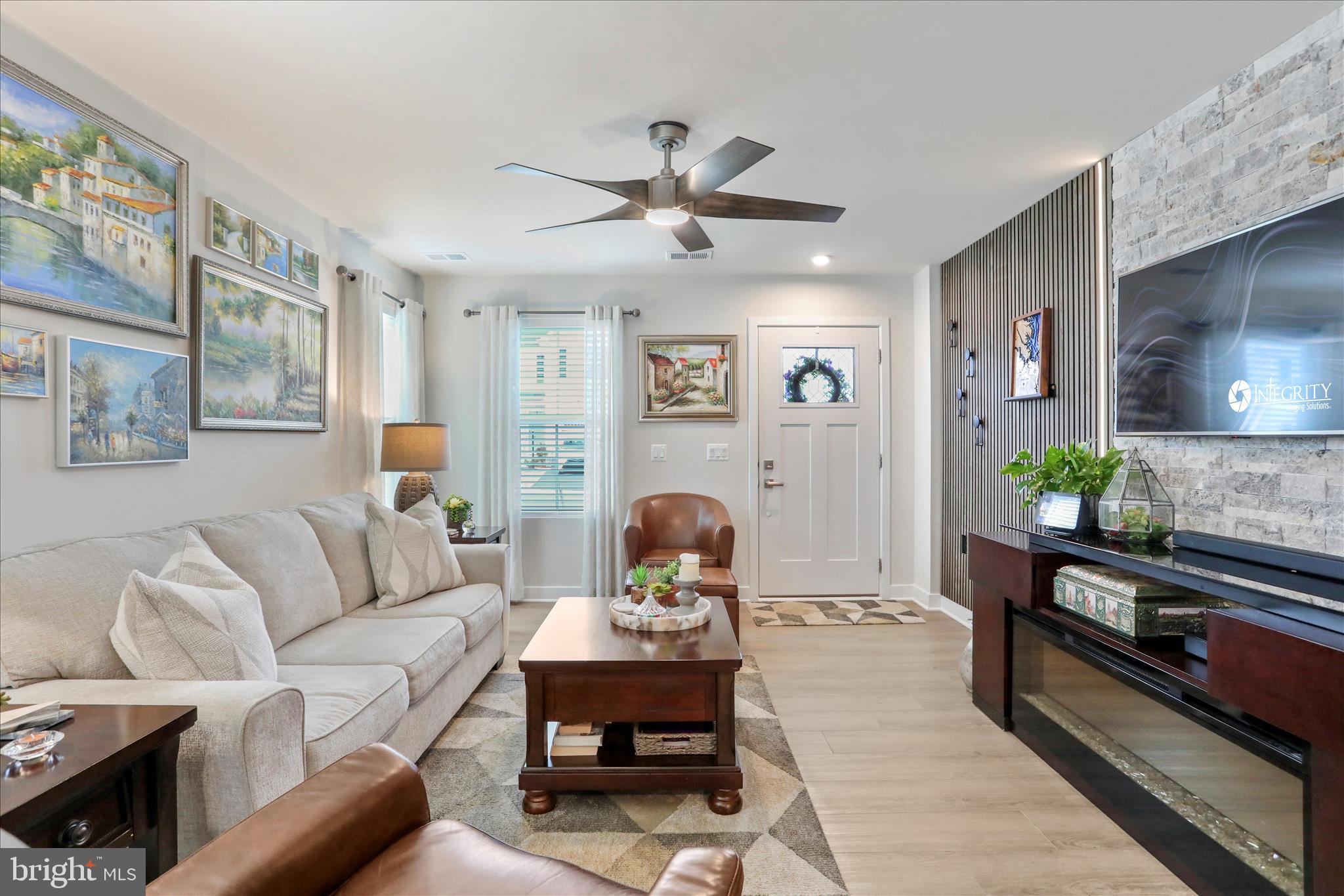 ARCADIA SPRINGS - Residential