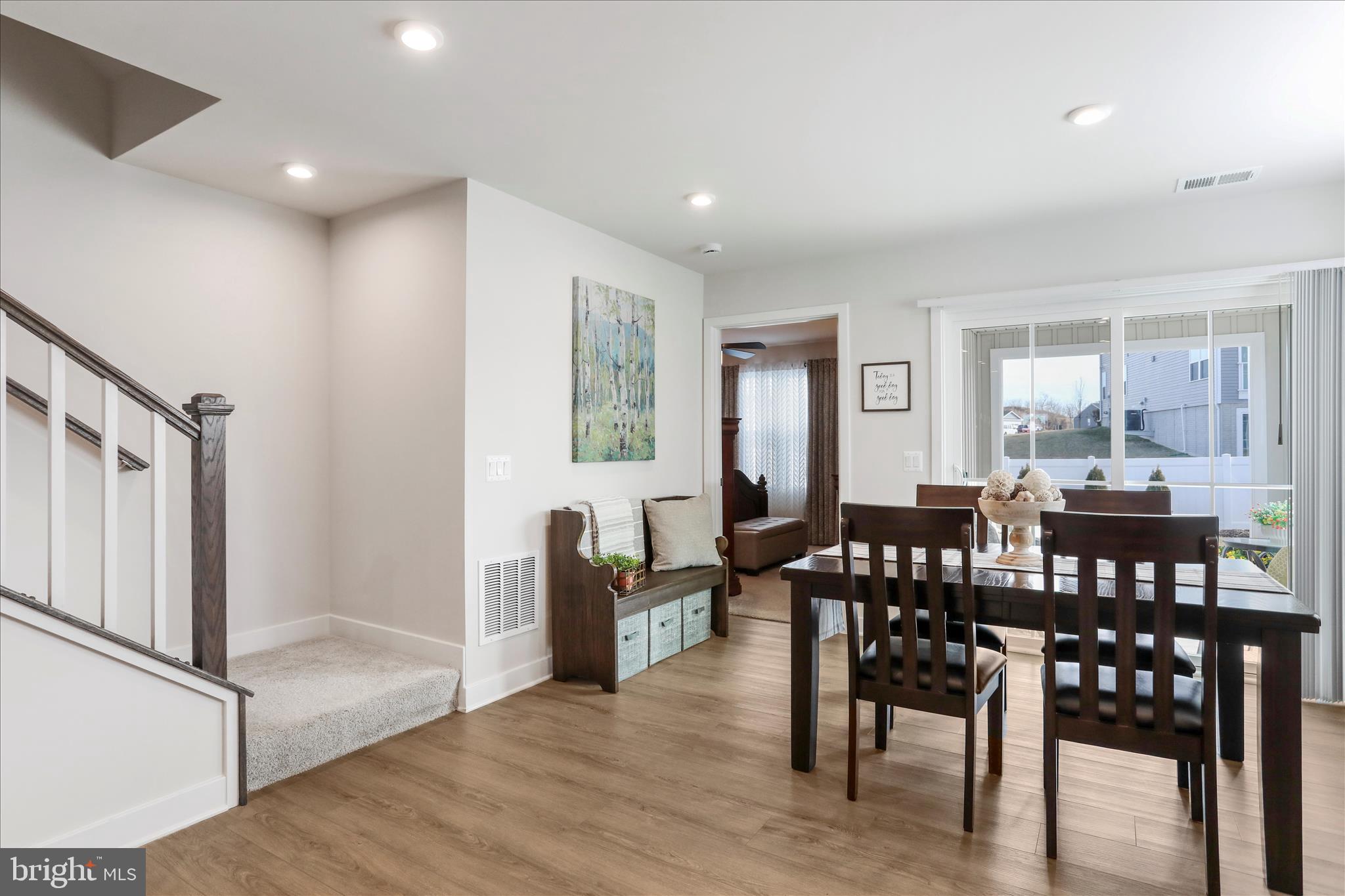 ARCADIA SPRINGS - Residential