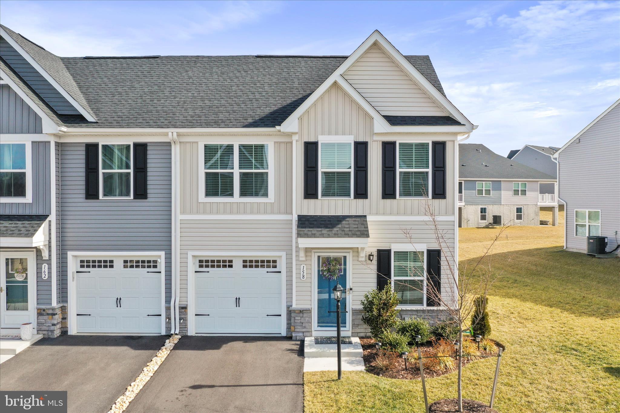 ARCADIA SPRINGS - Residential