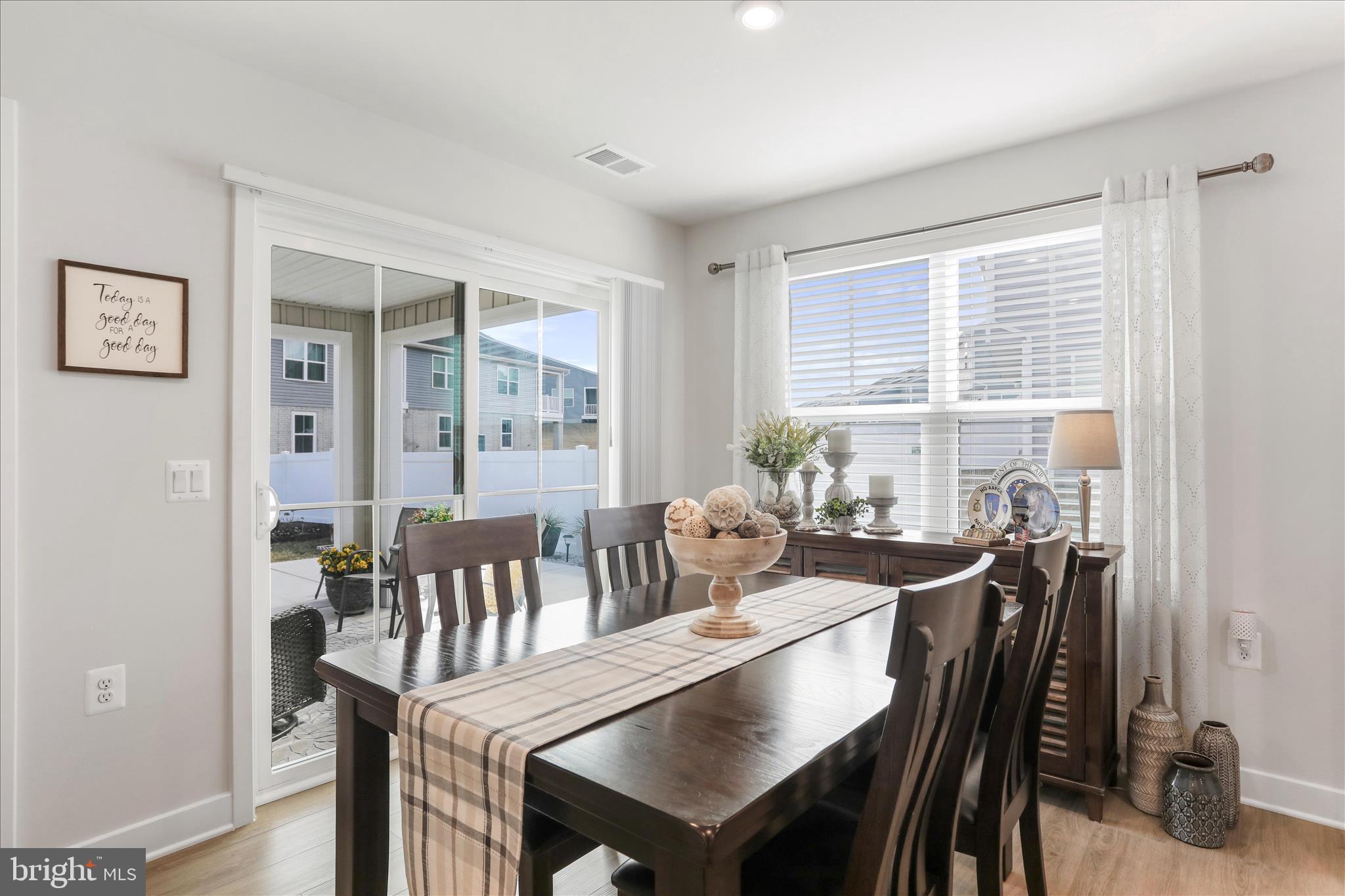 ARCADIA SPRINGS - Residential