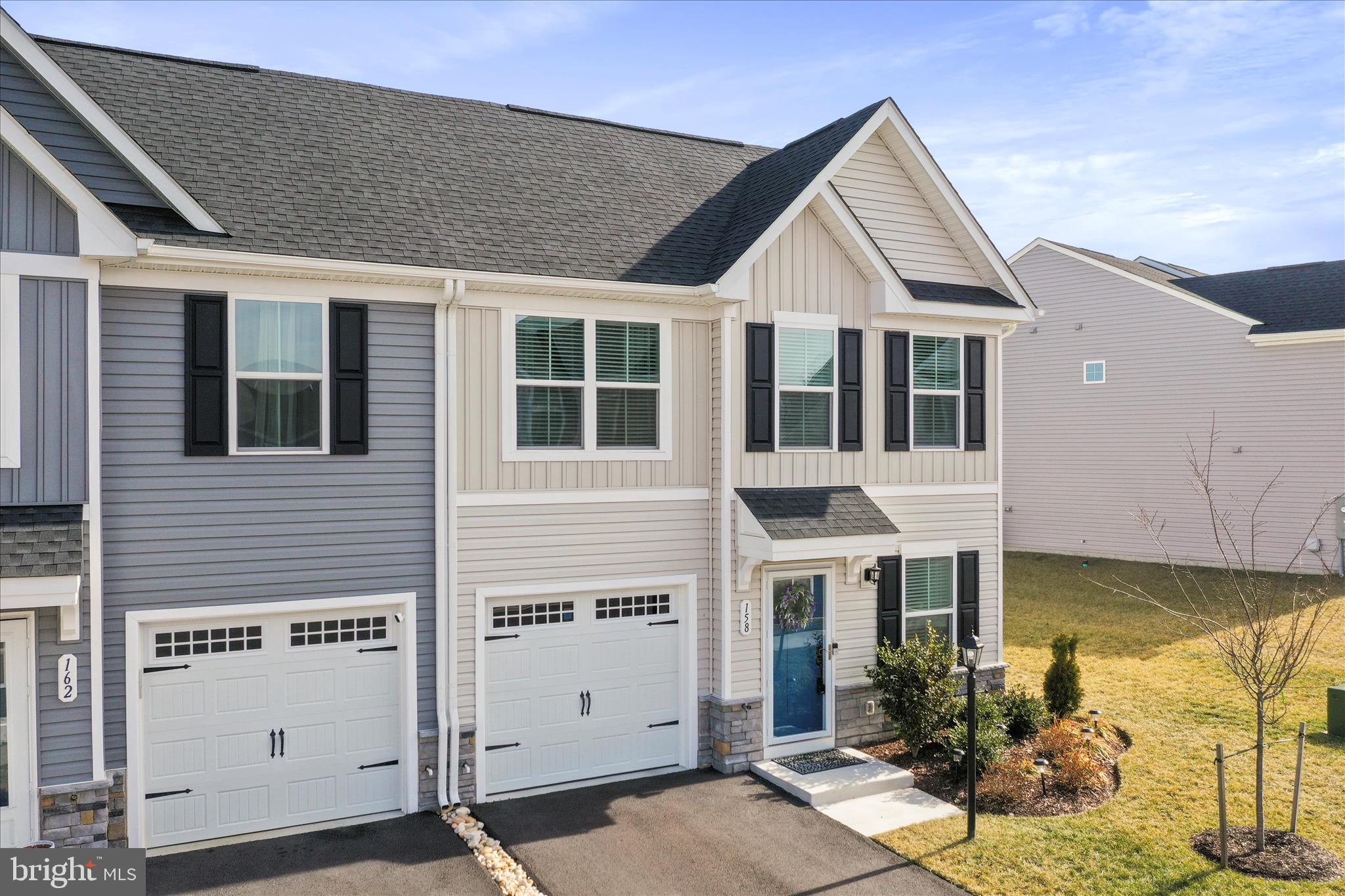 ARCADIA SPRINGS - Residential