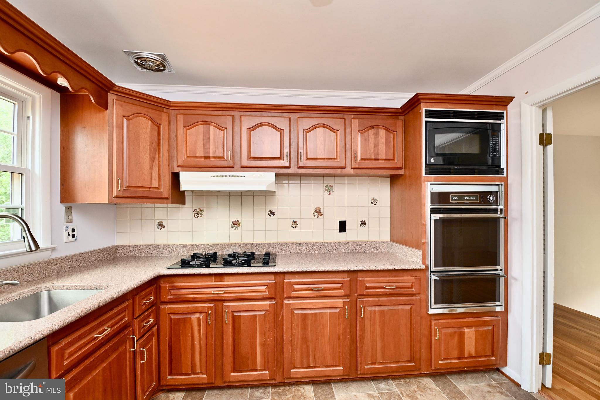 HAYFIELD FARM - Residential Lease