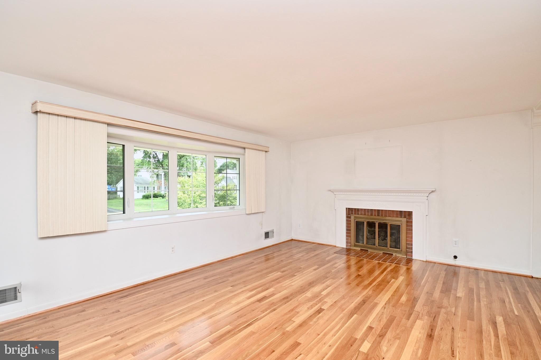 HAYFIELD FARM - Residential Lease