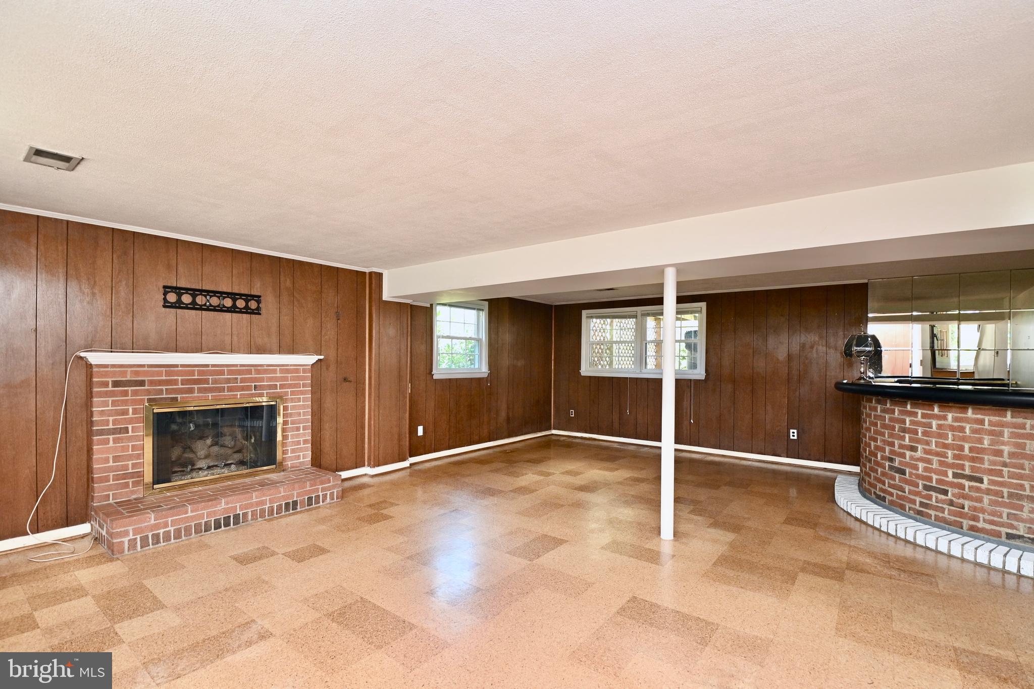 HAYFIELD FARM - Residential Lease