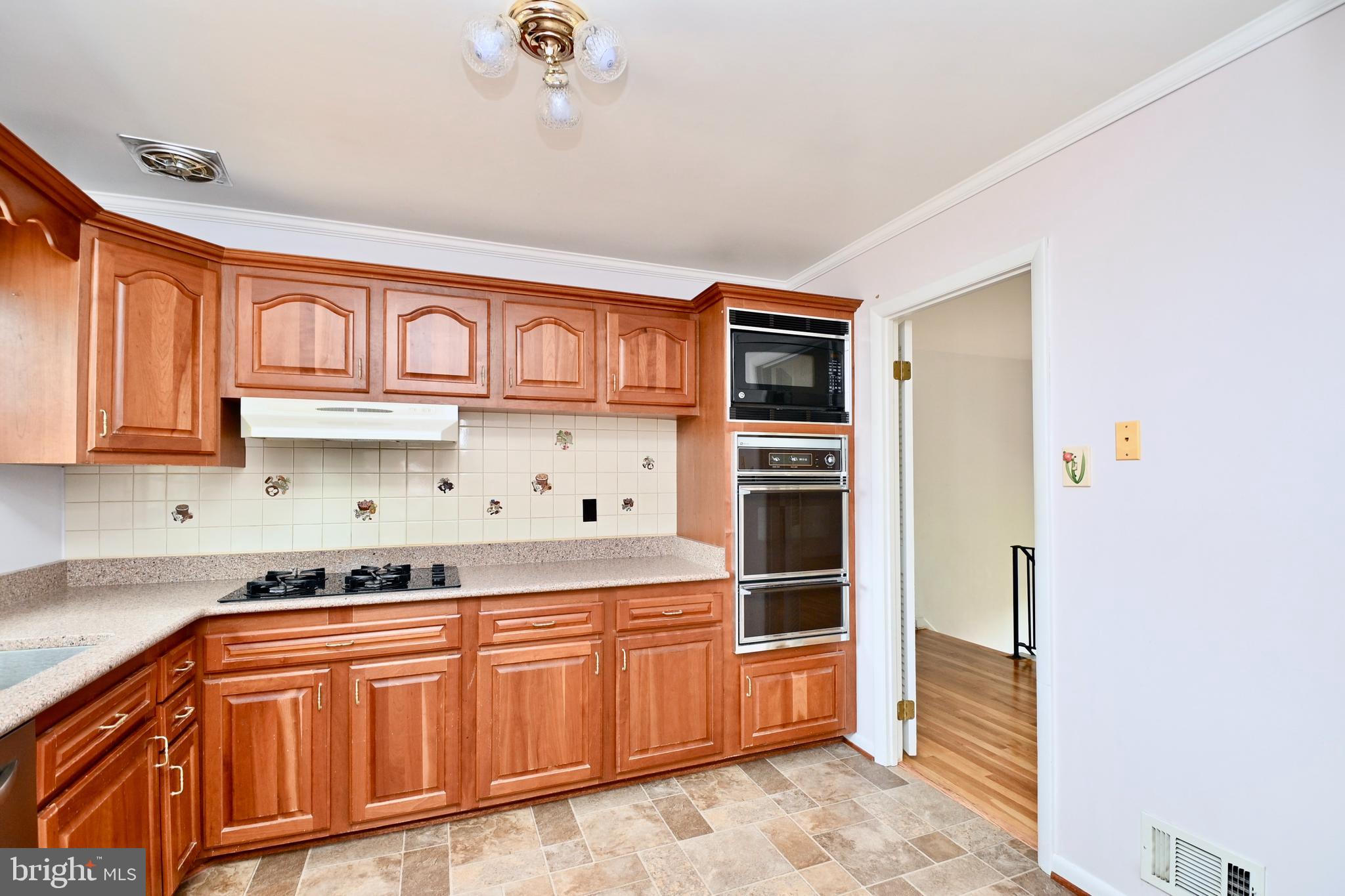 HAYFIELD FARM - Residential Lease