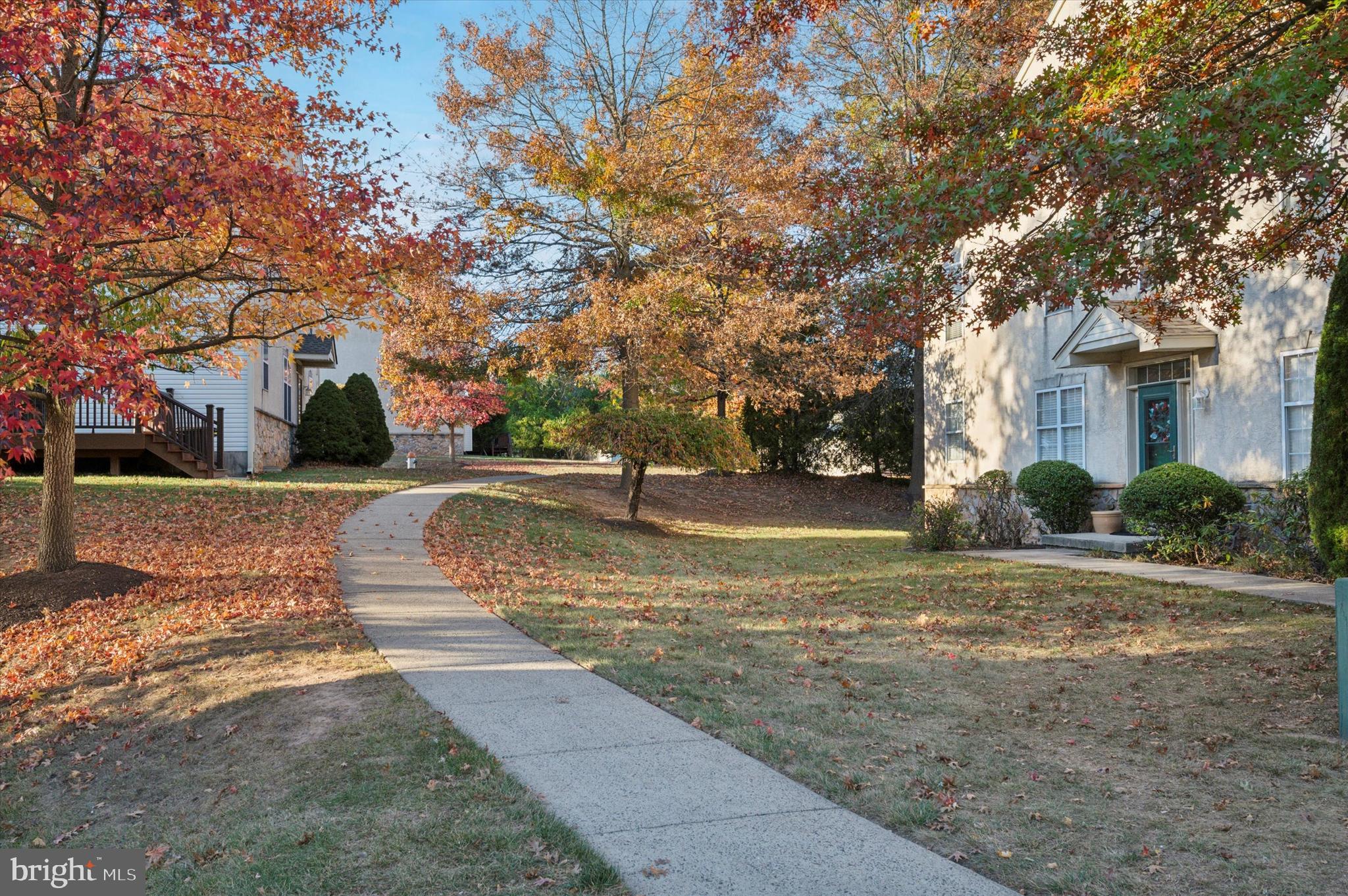 HAMPTON GREEN - Residential