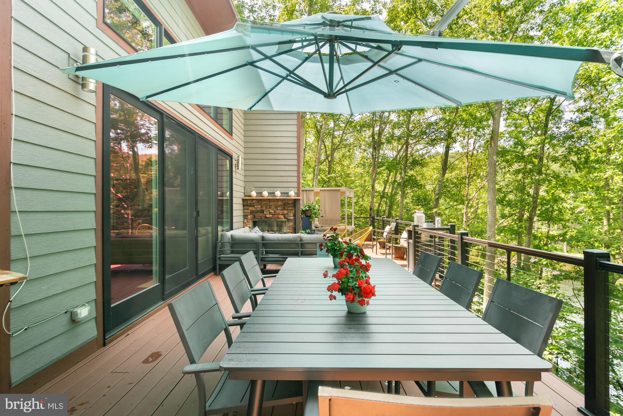 LAKE SHORE DRIVE - Residential