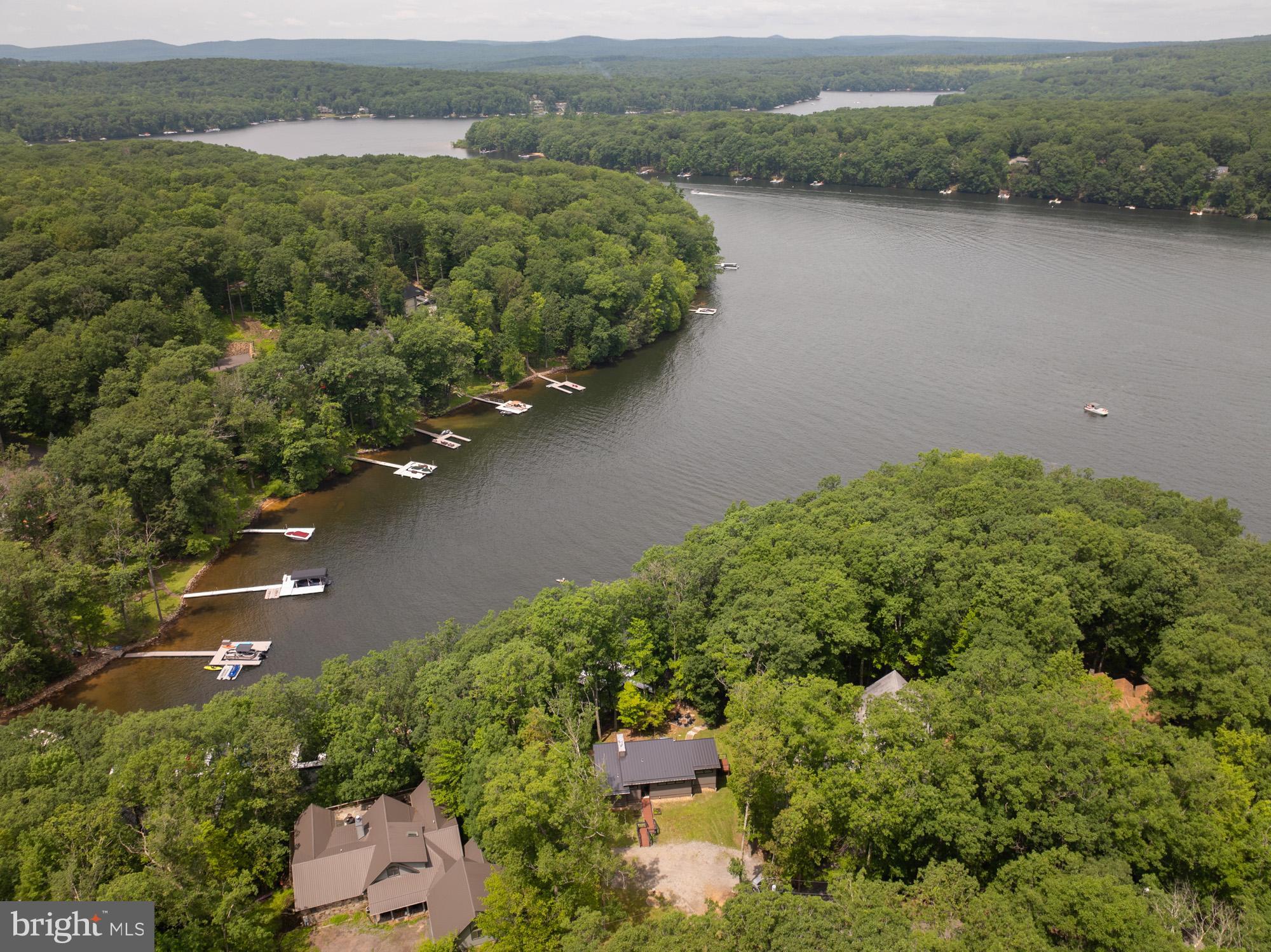 LAKE SHORE DRIVE - Residential