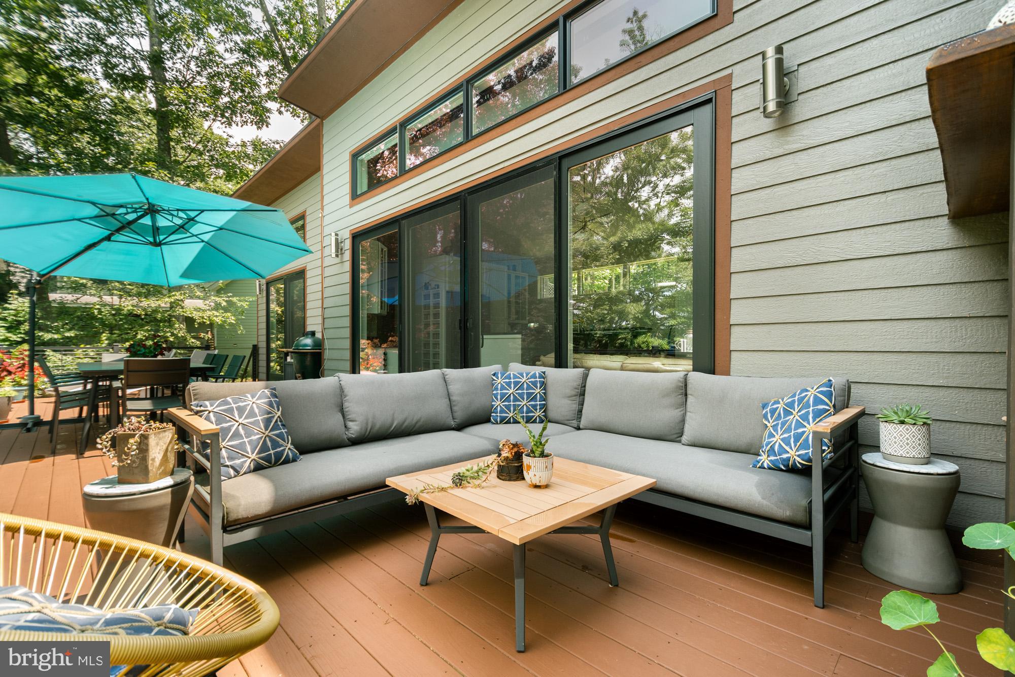 LAKE SHORE DRIVE - Residential