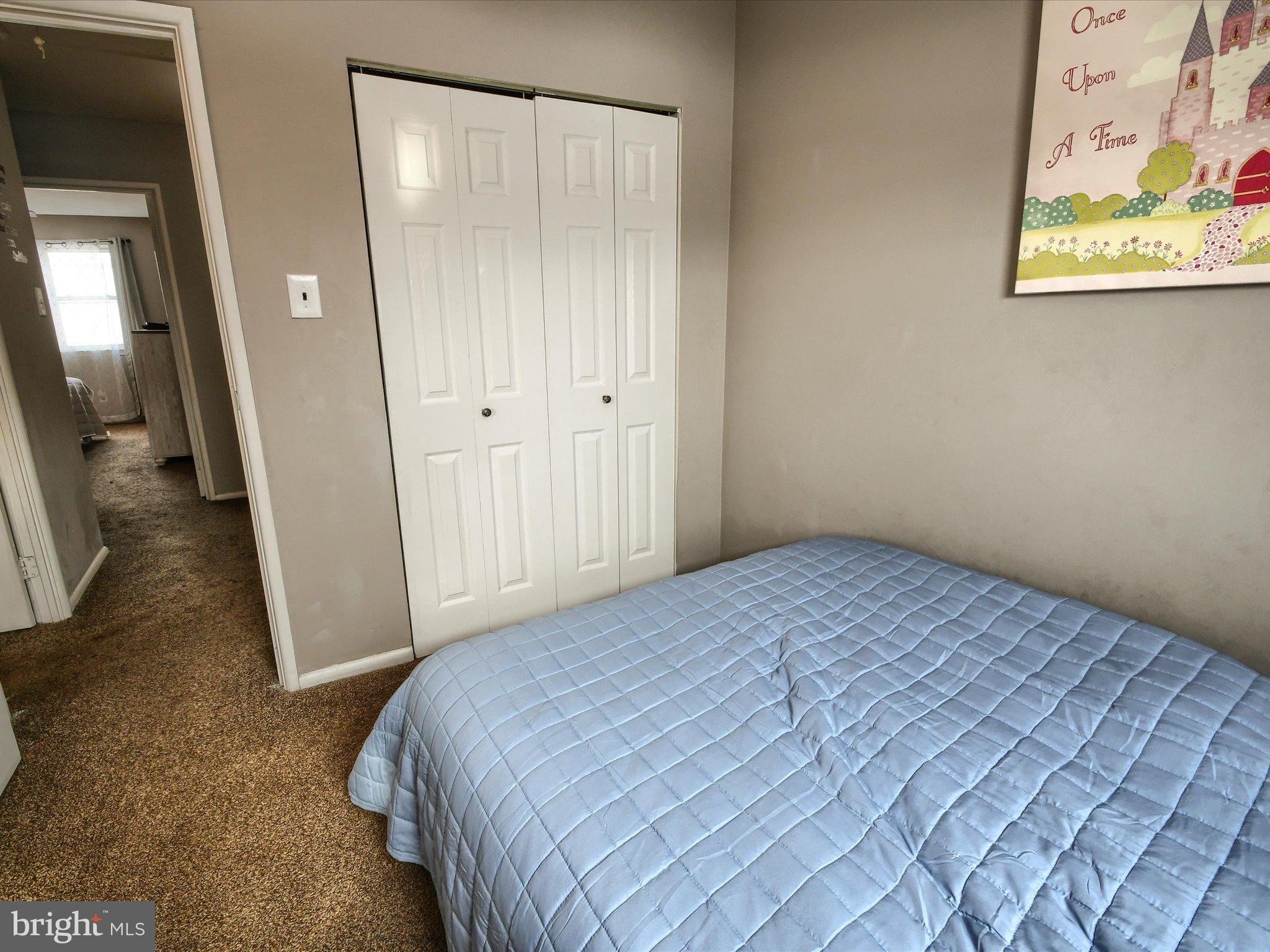 COLONIAL VIL - Residential