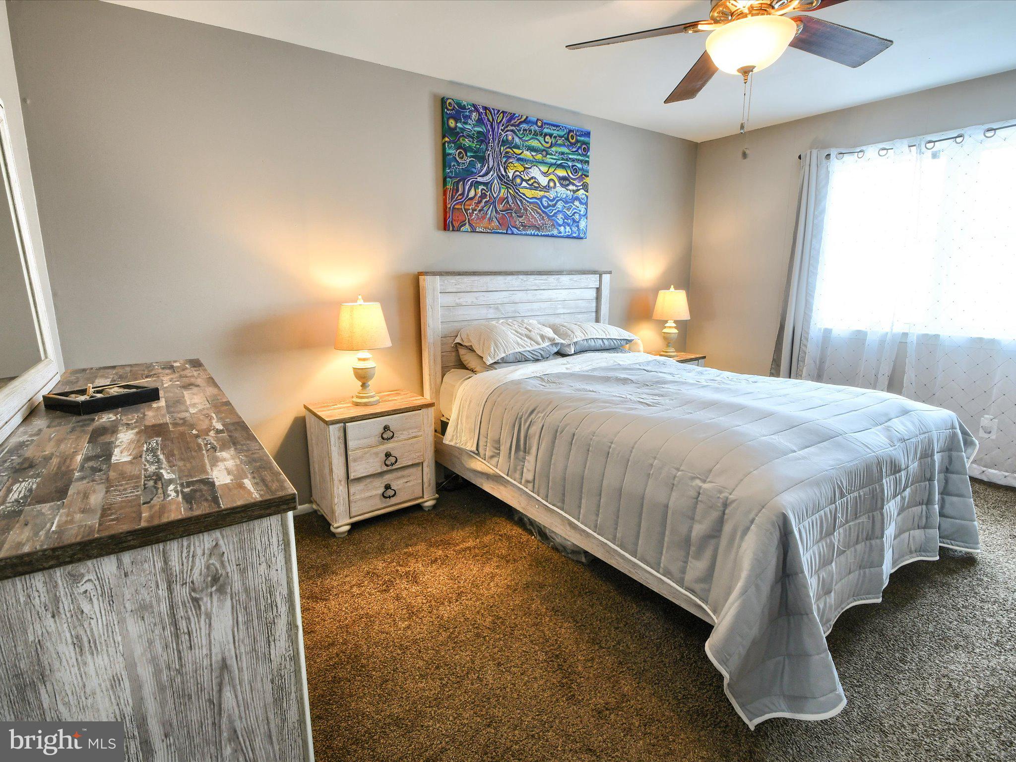 COLONIAL VIL - Residential