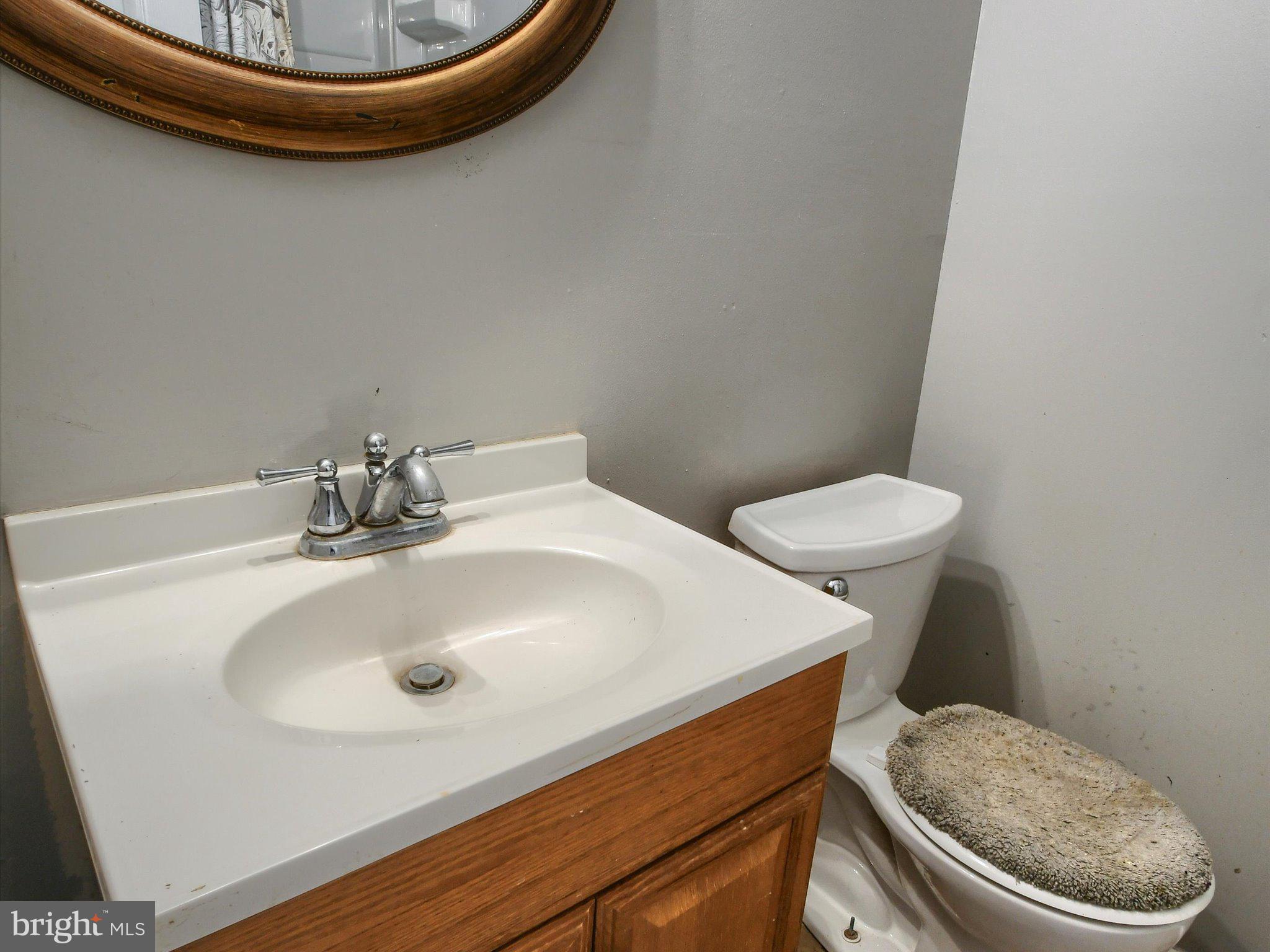 COLONIAL VIL - Residential