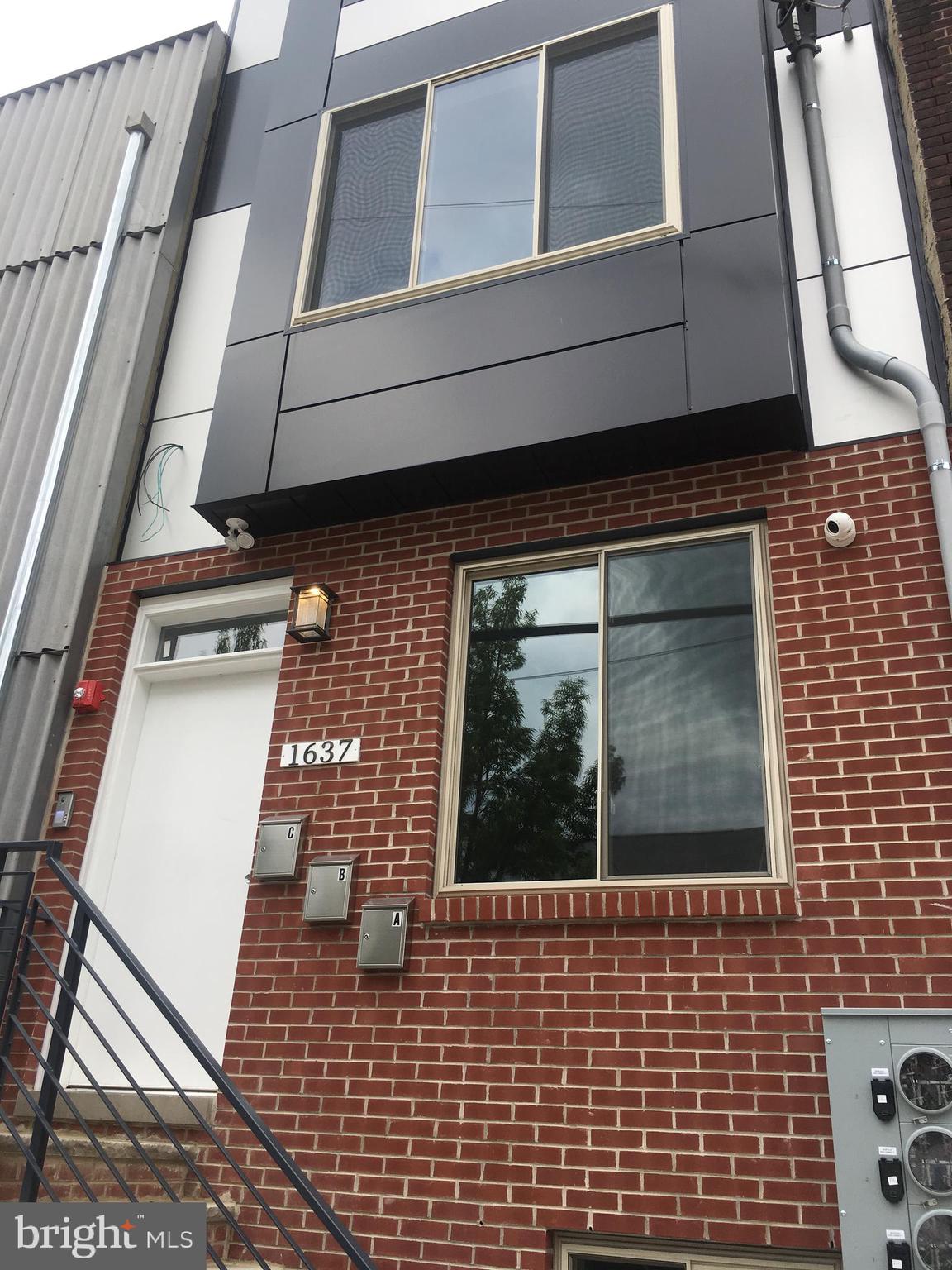 This 2019-built triplex offers three well-appointed units in the rapidly growing Kensington neighborhood, just minutes from Temple University and the vibrant Fishtown dining and entertainment scene. Unit A is a spacious 3-bedroom, 2.5-bathroom bi-level unit featuring a private patio, built-in sound system, and in-unit laundry. Unit B is a bright 2-bedroom, 1.5-bath apartment with an open layout, high-end finishes, and smart home features, including security and surround sound. Unit C, another 2-bedroom, 1.5-bath unit, boasts a private rooftop deck with stunning city views. Each unit includes hardwood floors, recessed lighting, stainless steel appliances, and ample storage. Conveniently located near major transit routes, shopping, and top dining destinations, this fully leased property presents a strong investment opportunity. Schedule your showing today!
