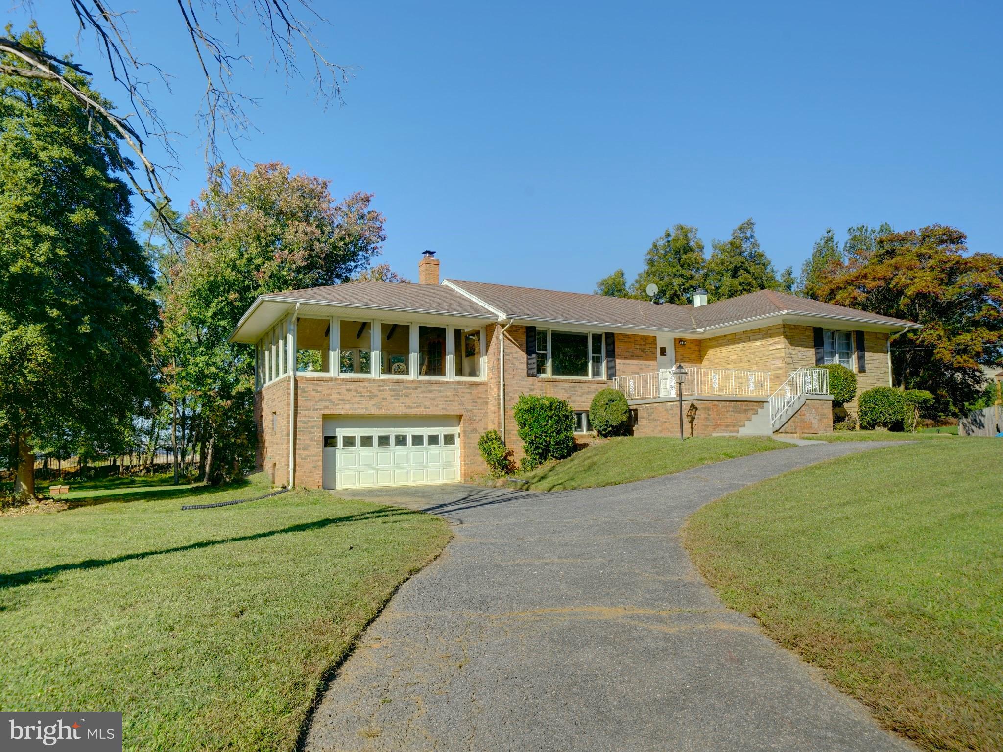 701 ROSIER ROAD