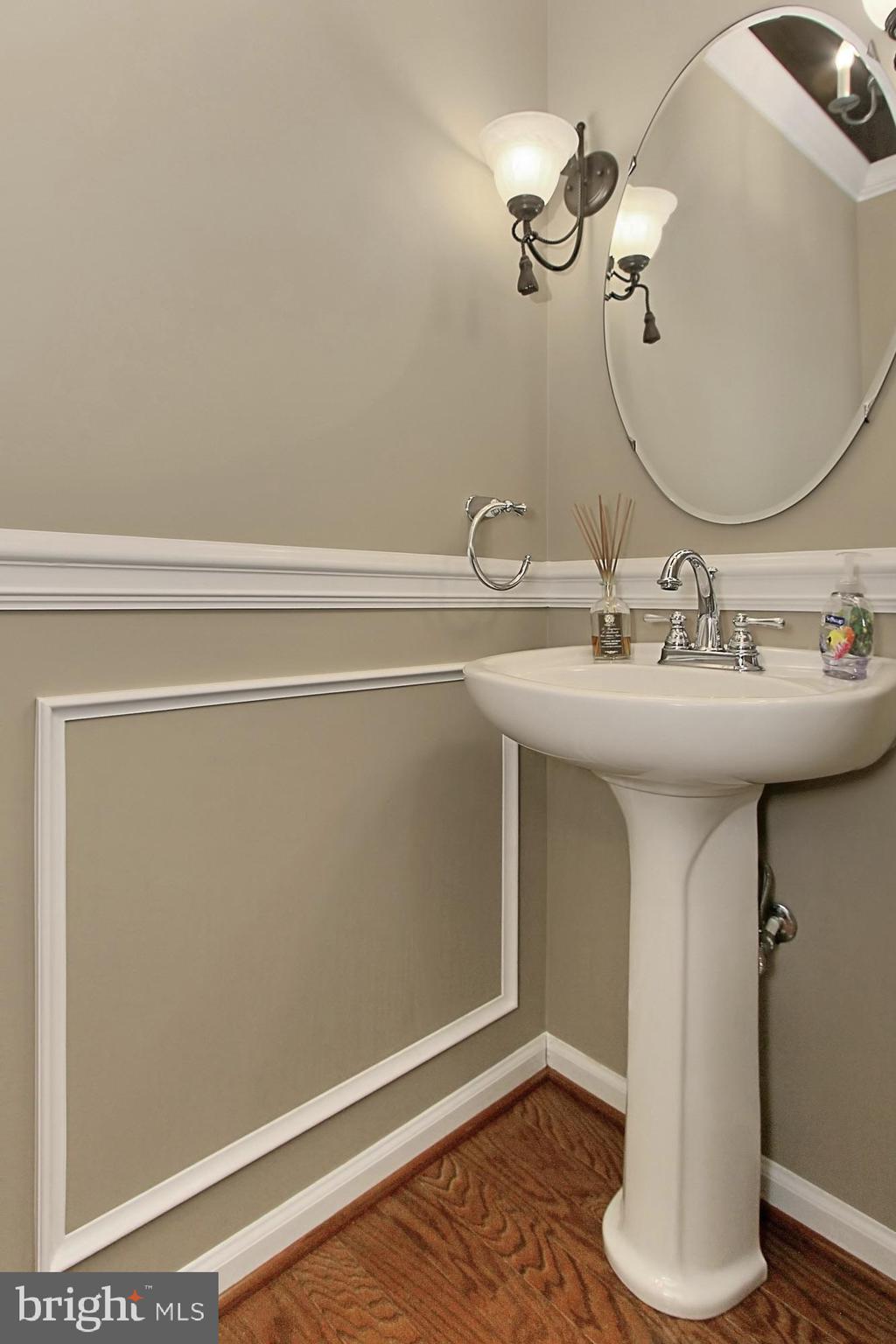 CAMERON STATION - Residential Lease