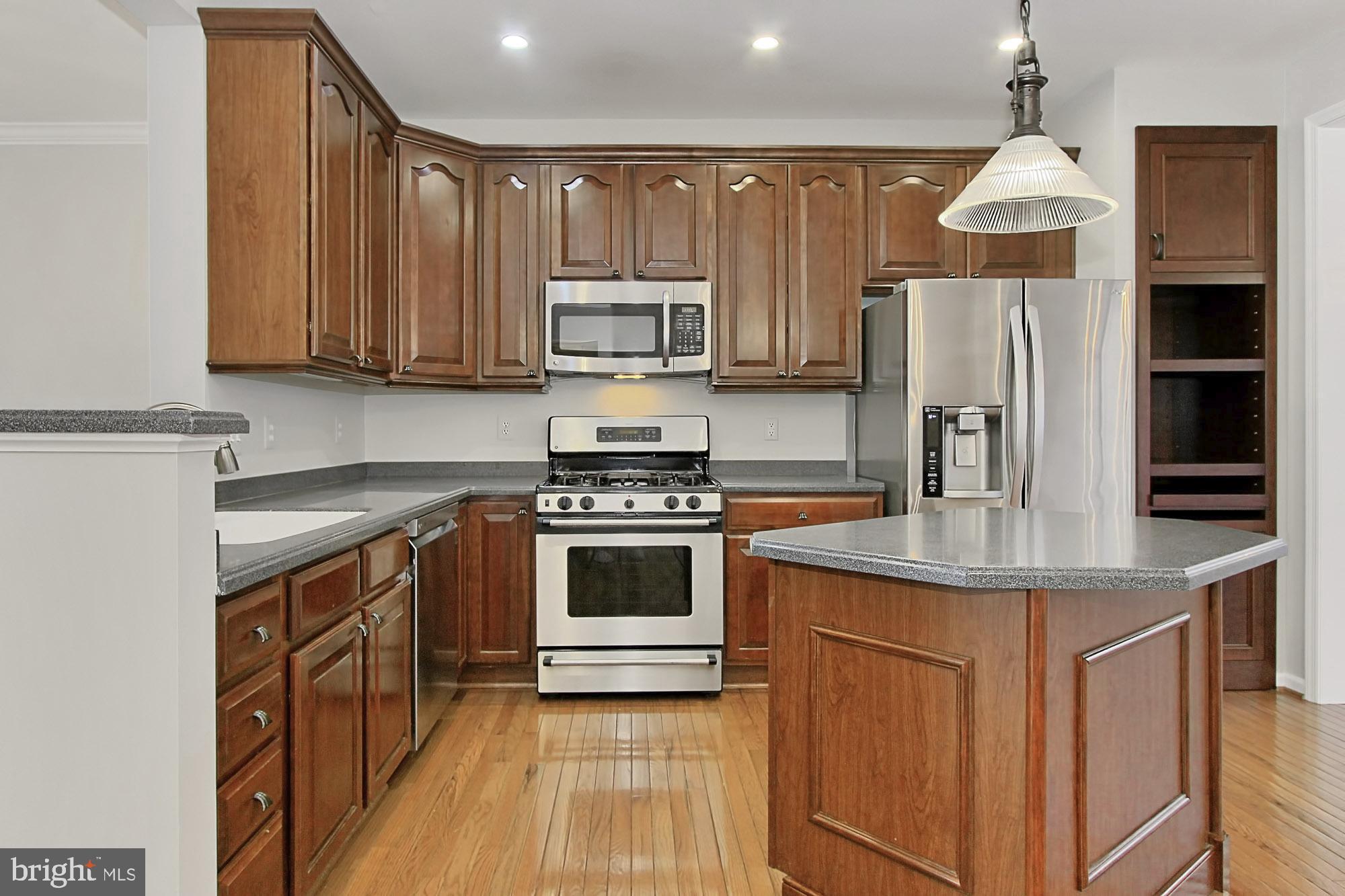 CAMERON STATION - Residential Lease