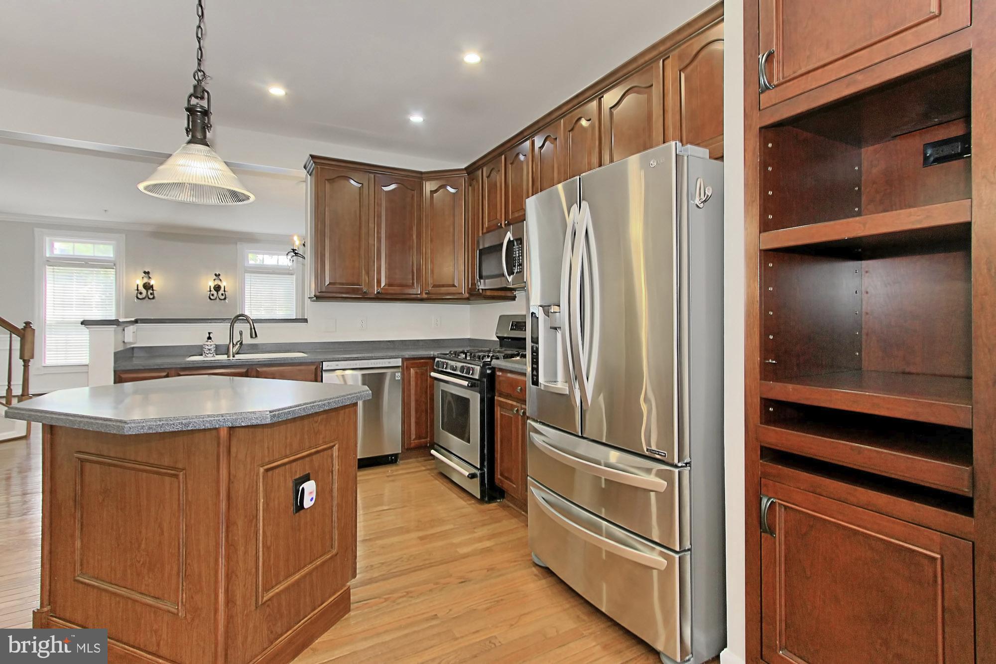 CAMERON STATION - Residential Lease