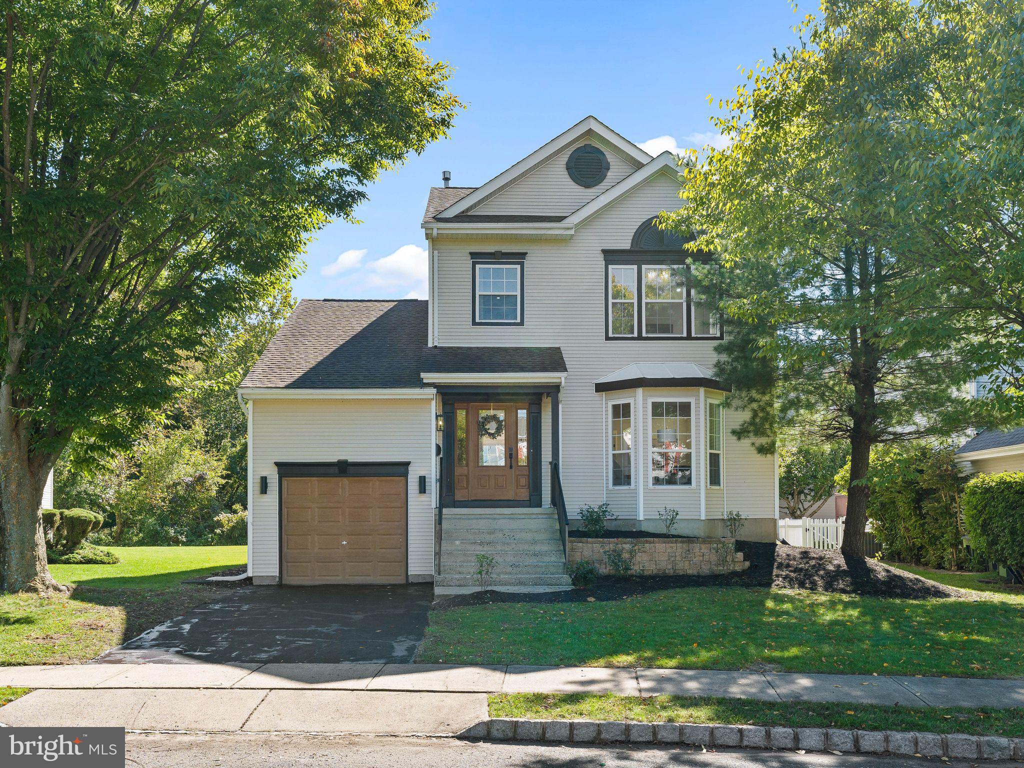 4 CHEROKEE TRAIL