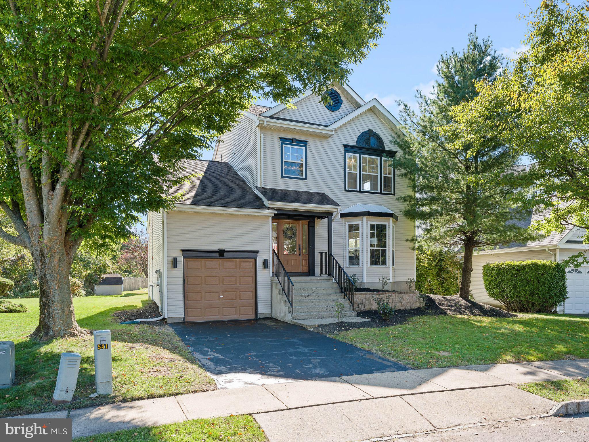 4 CHEROKEE TRAIL