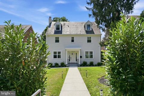 MLS: DCDC2274610